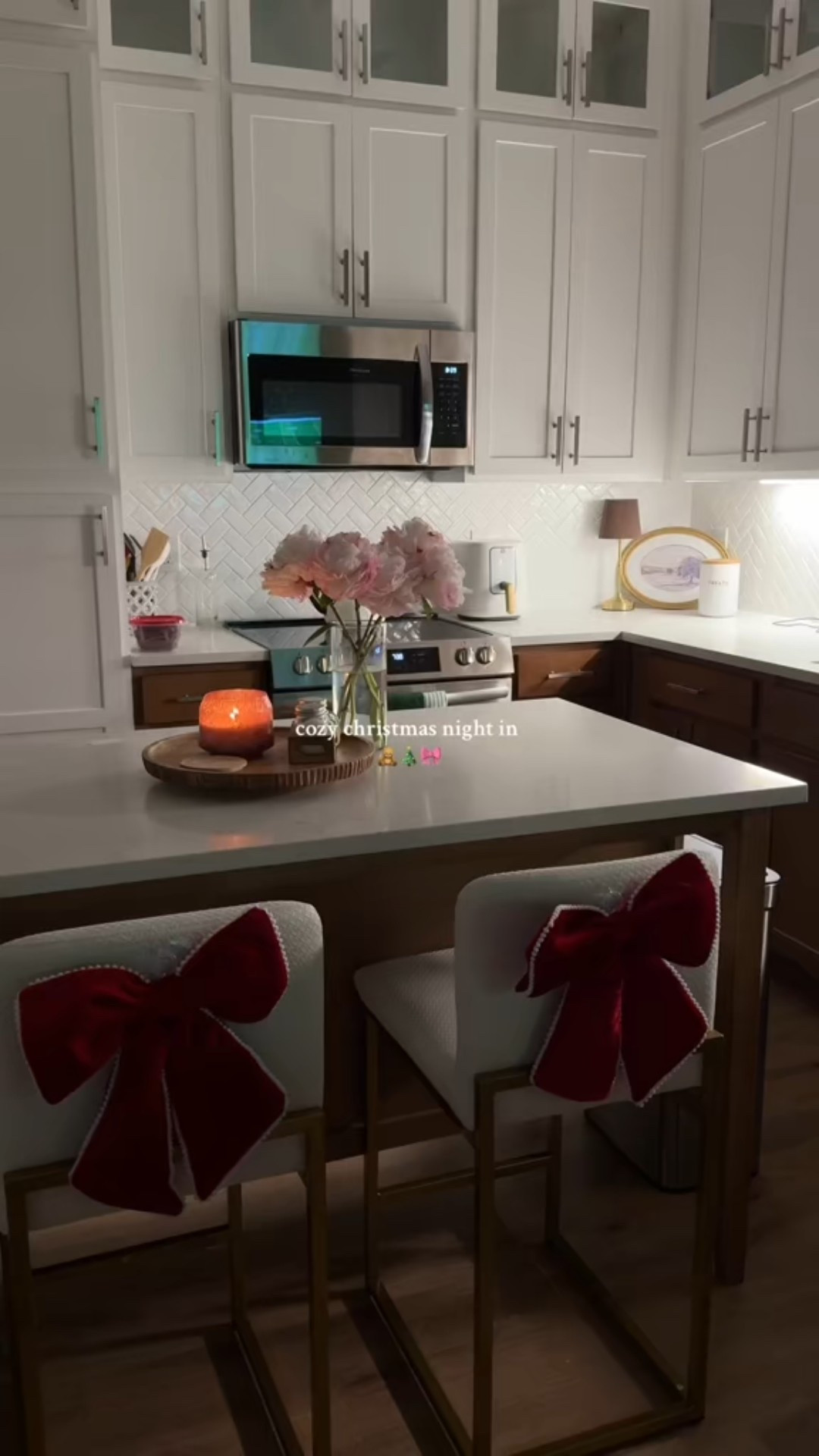 a cozy christmas evening 🎄

#LTKSeasonal #LTKGiftGuide #LTKHoliday