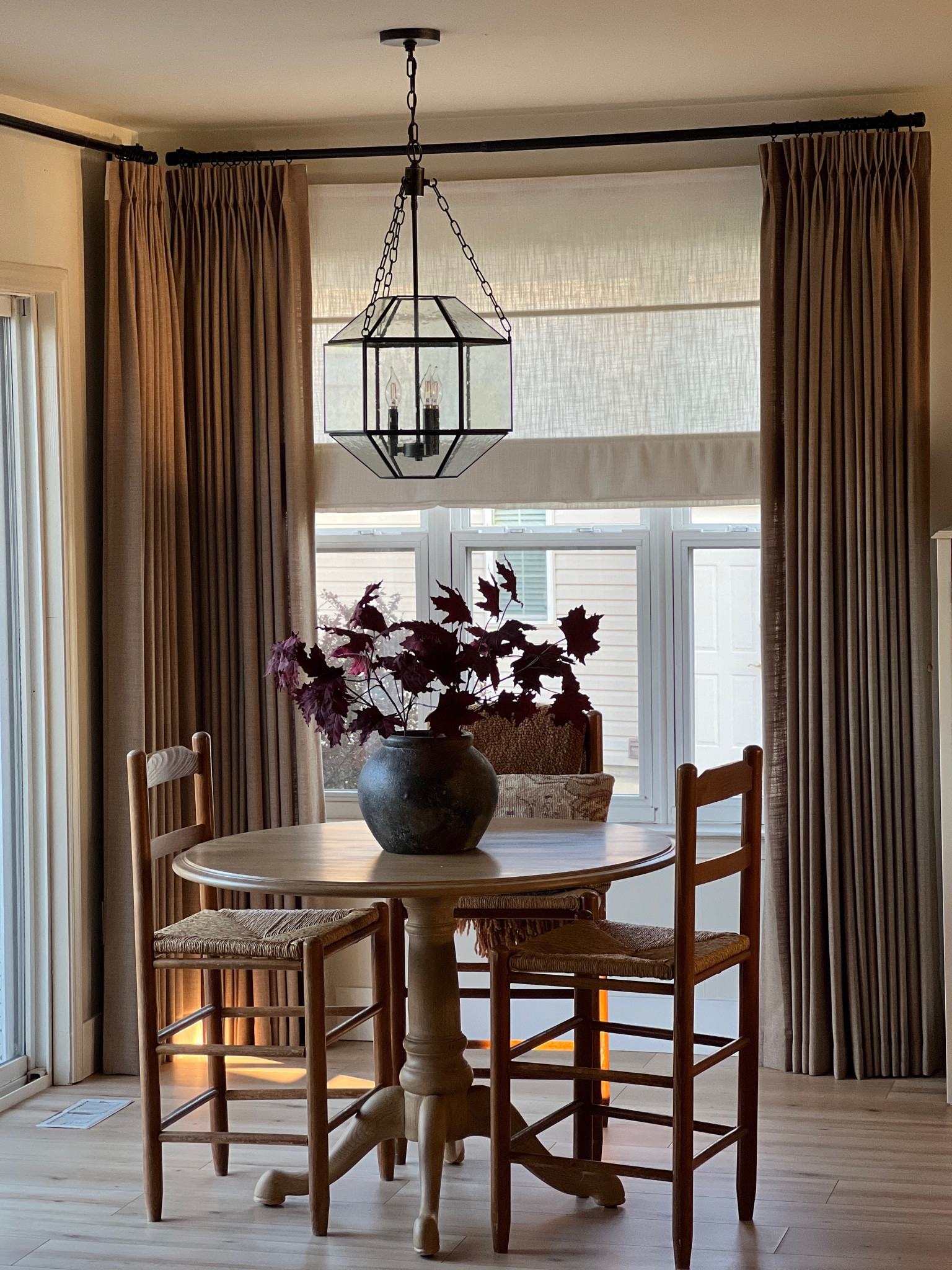 Dining Room inspo!

Custom Curtains
McGee and co vase
Custom shades
Pendant light - Hunter fans HOLIDAYREADY15 for 15% off

#LTKhome #LTKHolidaySale #LTKfindsunder50