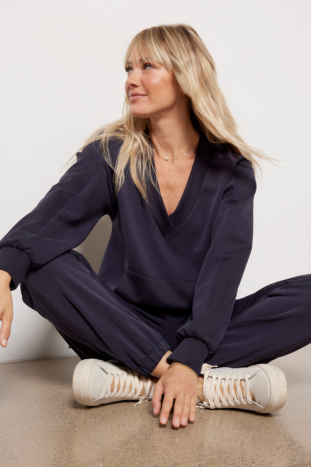 Ari V Neck Sleek Pullover | Evereve