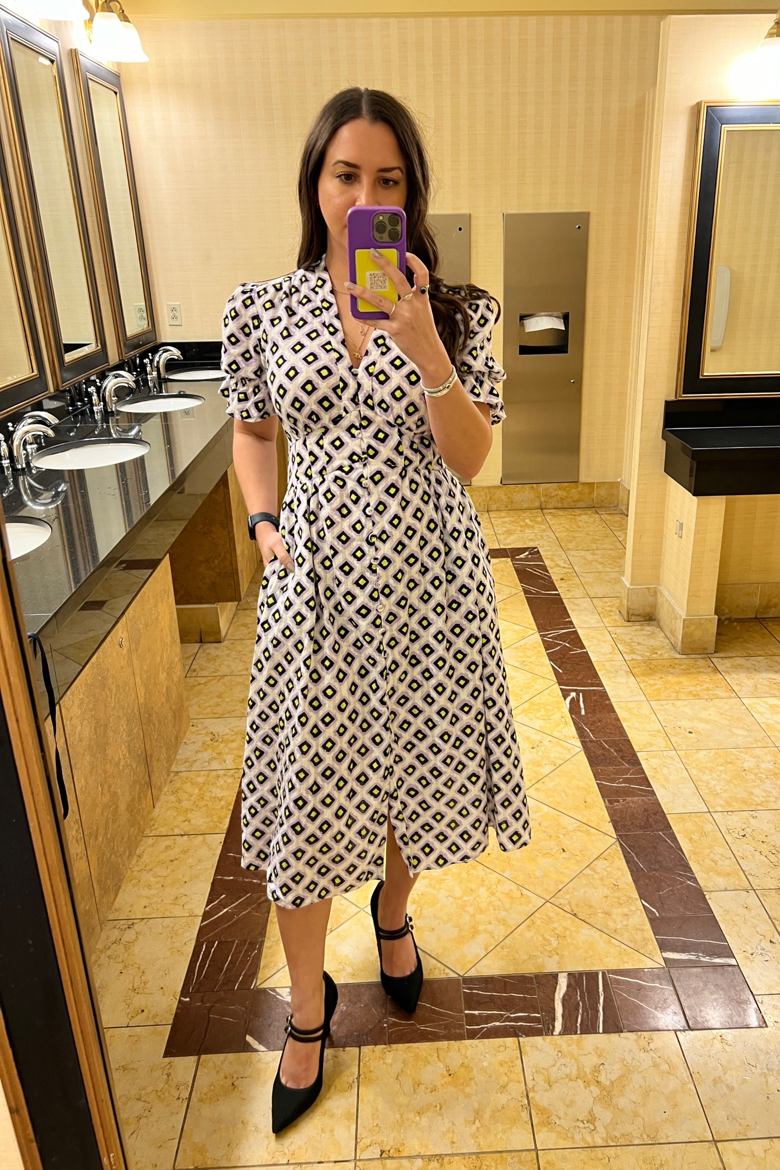 Rent the runway. DVF dress. Work wear. 

#LTKtravel #LTKstyletip #LTKworkwear