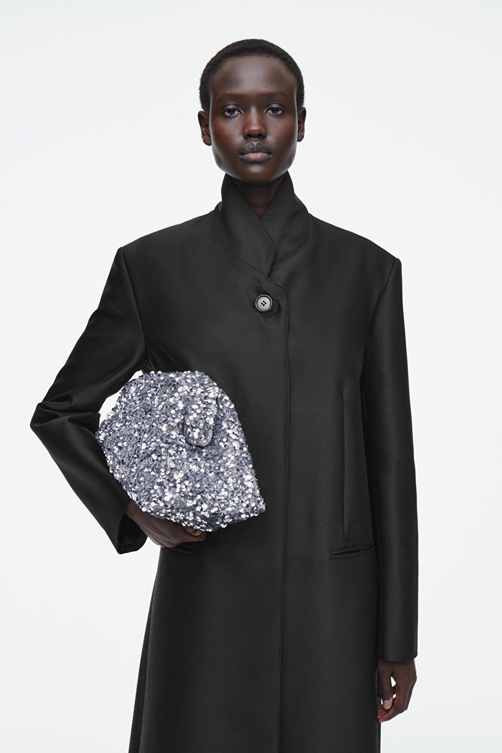 OVERSIZED SEQUINED FRAMED CLUTCH | COS (US)