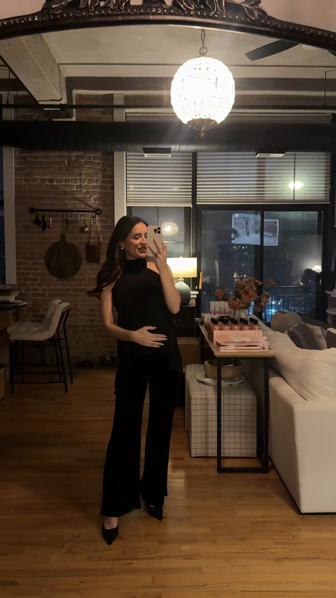 Valentine’s Day date night outfit at 33 weeks pregnant. Love these mama pants and the top isn’t maternity so would work for anyone! I’m wearing a small. 

#LTKValentine #LTKBump