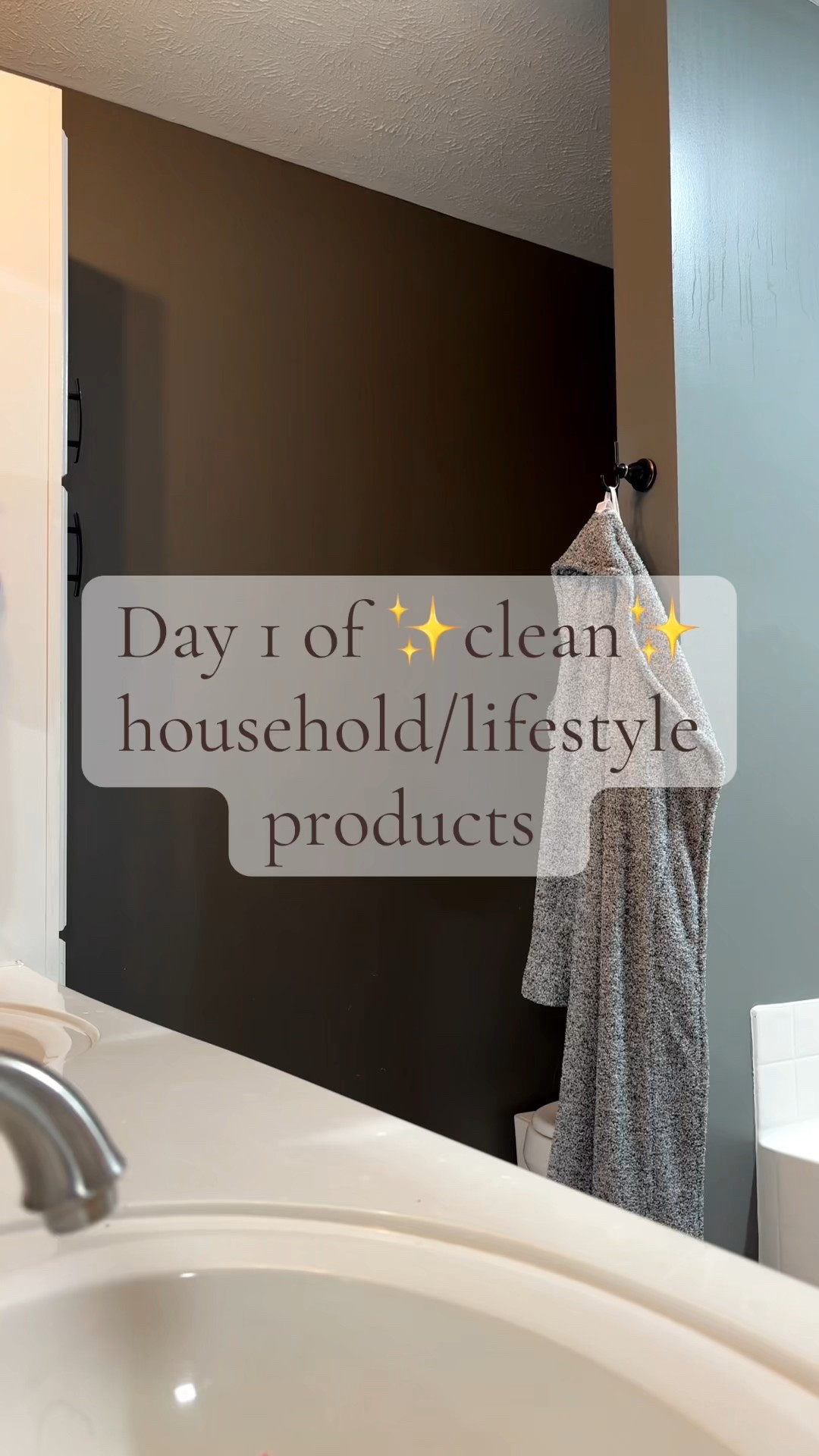 Any ladies looking for a multivitamin and sick of guessing what half of the ingredients are?! I’ve tried so hard to find the cleanest products for myself and my family & this Ritual Women’s Multivitamin is a MUST. I’ve been taking them for a week and already feel like I have more energy during the day ✨
#cleanliving #cleanmultivitamin #cleanproducts #healthyliving

#LTKFamily