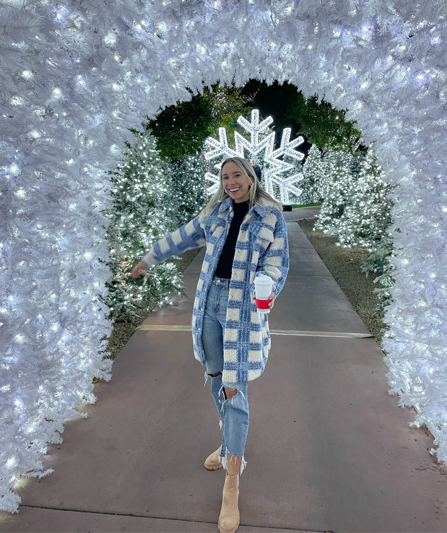 Winter outfit shackets long coat

#LTKSeasonal #LTKGiftGuide #LTKunder100