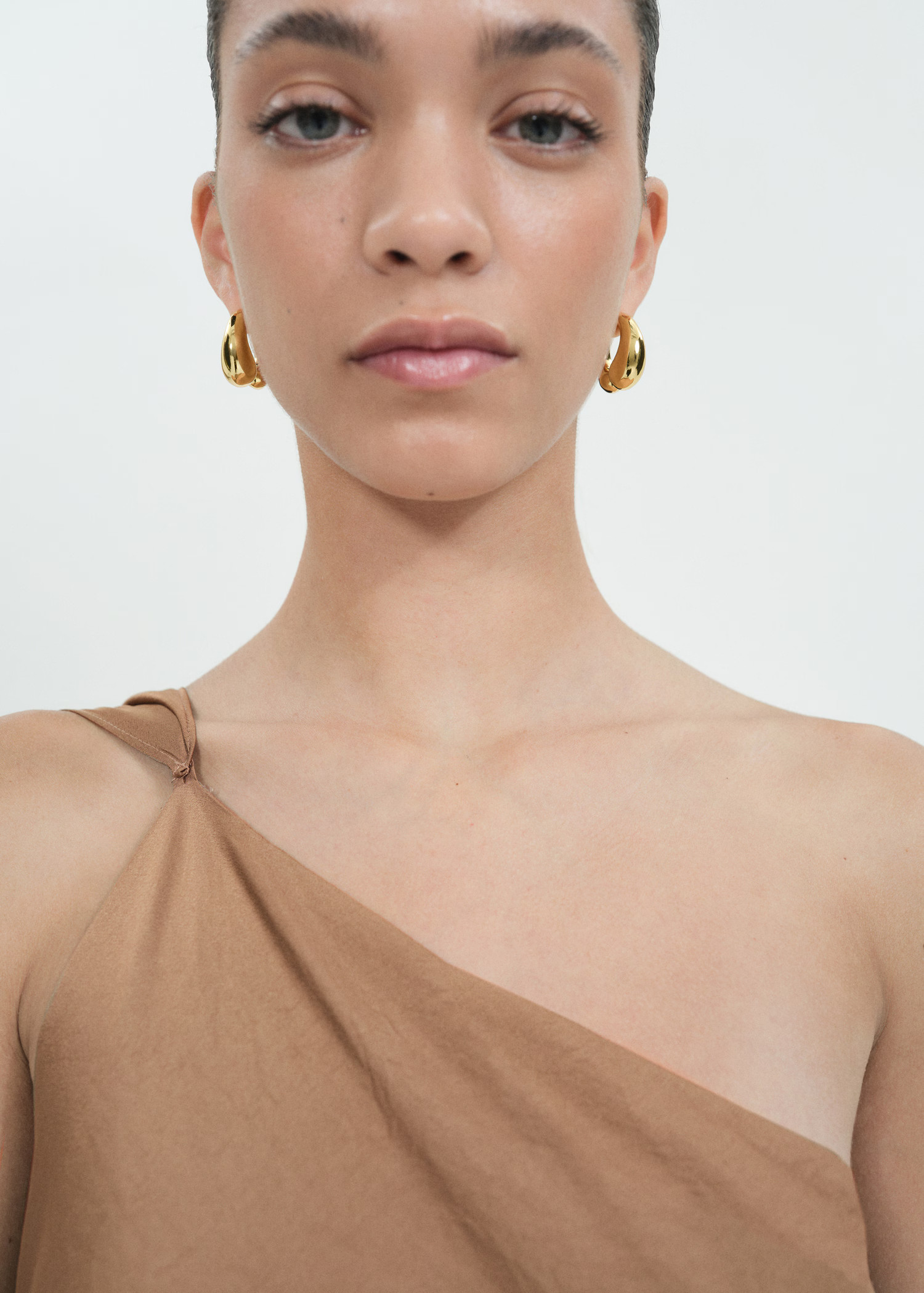 Detachable semi-hoop earring - Women | MANGO United Kingdom | MANGO (UK)