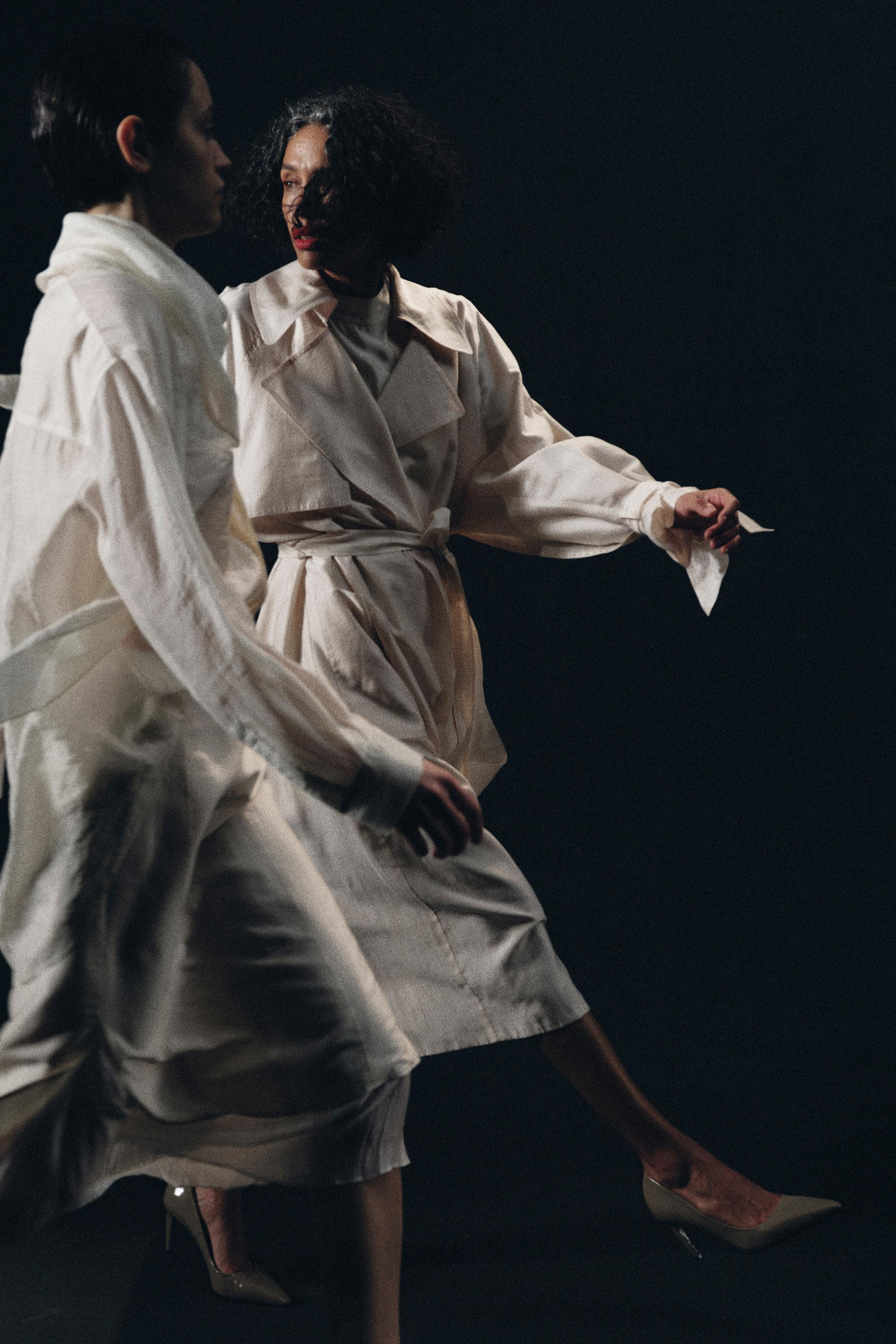 ZW COLLECTION FLOWING TRENCH COAT WITH BELT | Zara UK