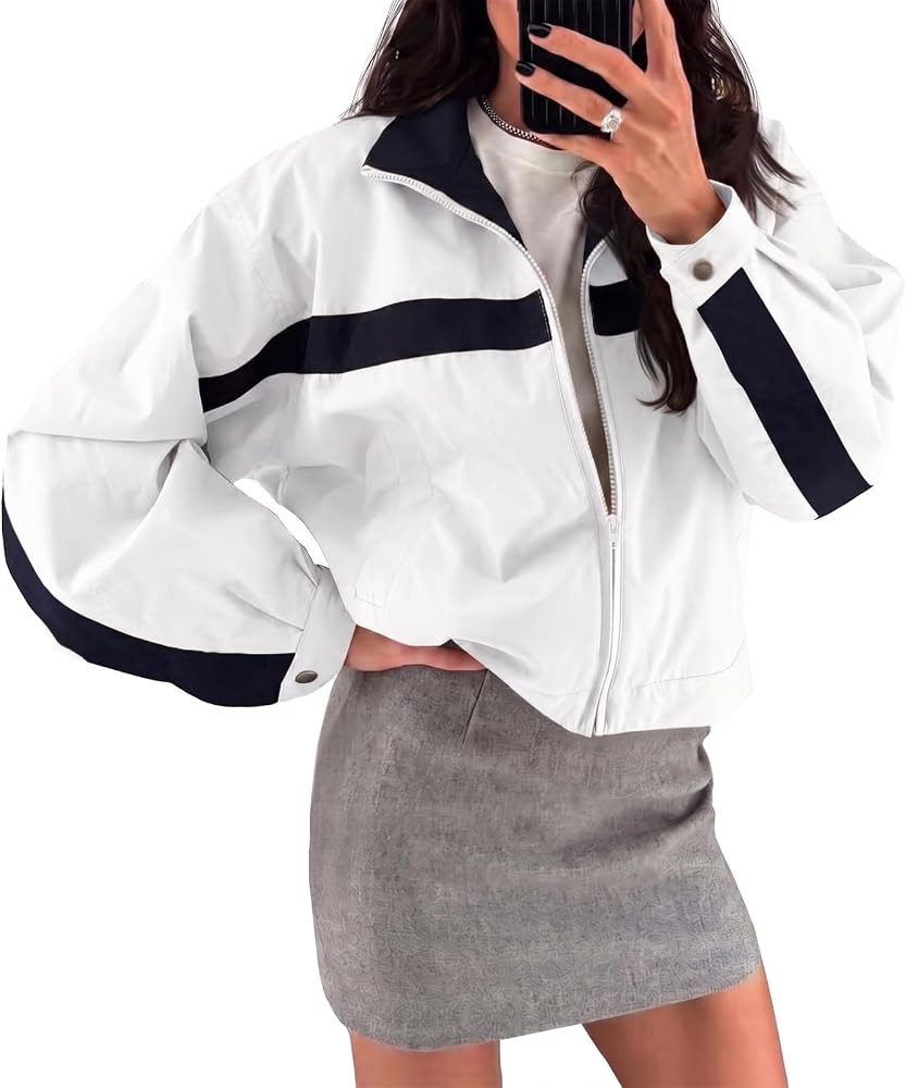 Fisoew Womens Cropped Zip Up Jacket Lightweight Windbreaker Casual Coat | Amazon (US)