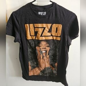 Lizzo T-Shirt | Poshmark