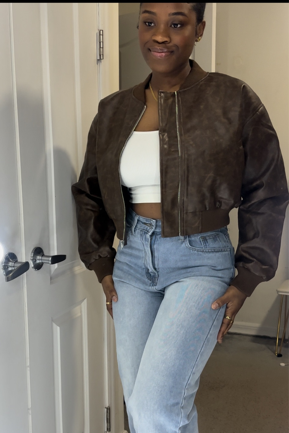 The cutest vintage leather jacket for this season! 