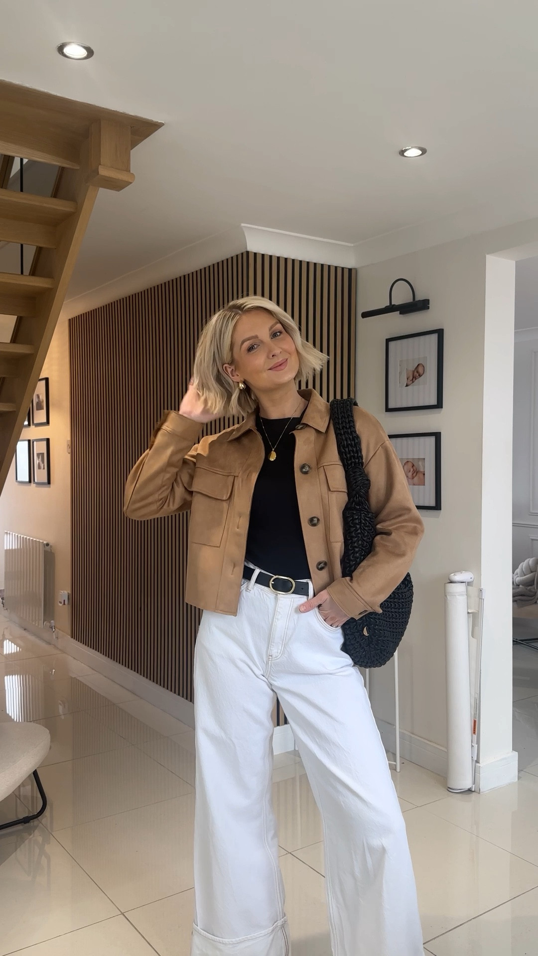14 days of non ‘mumsy’ mum outfits for spring 🌸 (because nothing gives me the ick more than ‘mumsy’ outfits!)

Day 8: styling wide leg white jeans with a black spring basic top and a tan suede look jacket for a chic, comfy and luxe looking spring outfit as a mum without looking ‘mumsy’ 👌🏻



#LTKstyletip #LTKspring #LTKuk