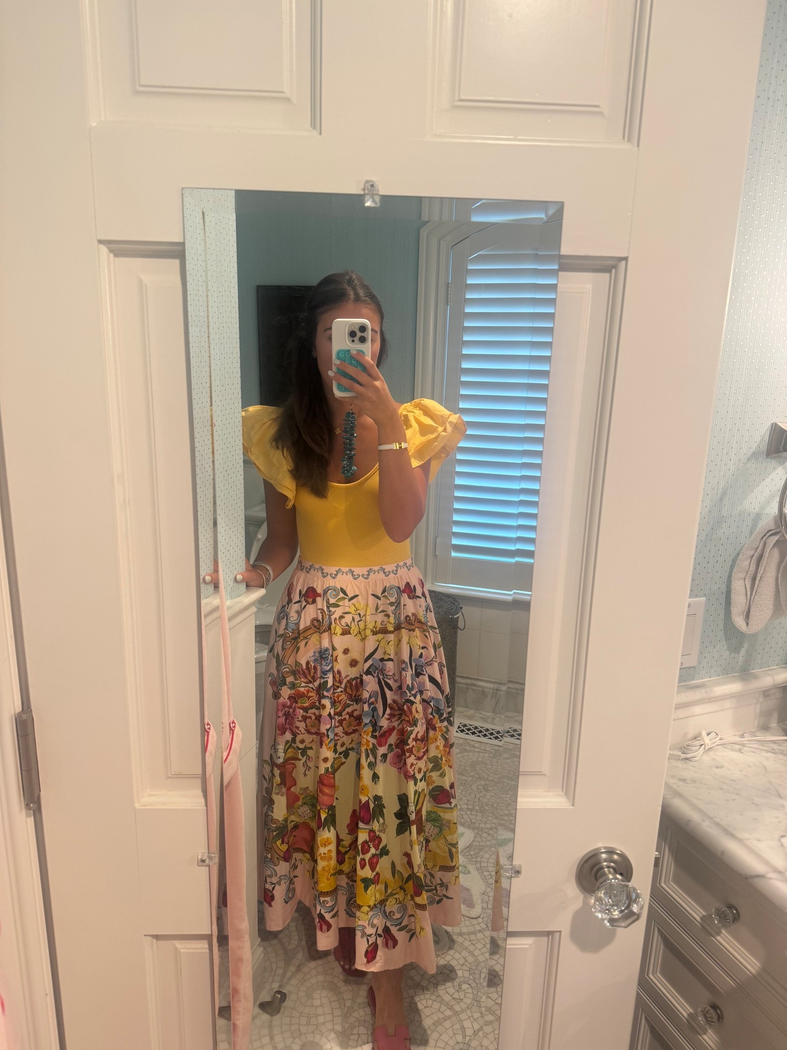 The prettiest skirt 

#LTKStyleTip #LTKSeasonal #LTKParties