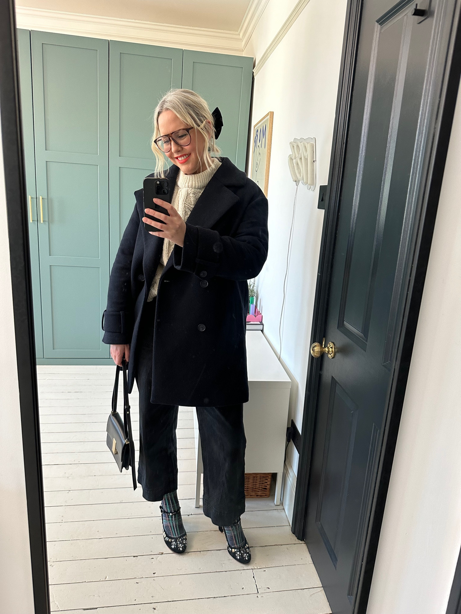 Coat, Bag, M&S, Jeans, & Other Stories, Velvet Bow, Oliver Bonas, Cable Knit, H&M

#LTKstyletip #LTKSeasonal #LTKeurope