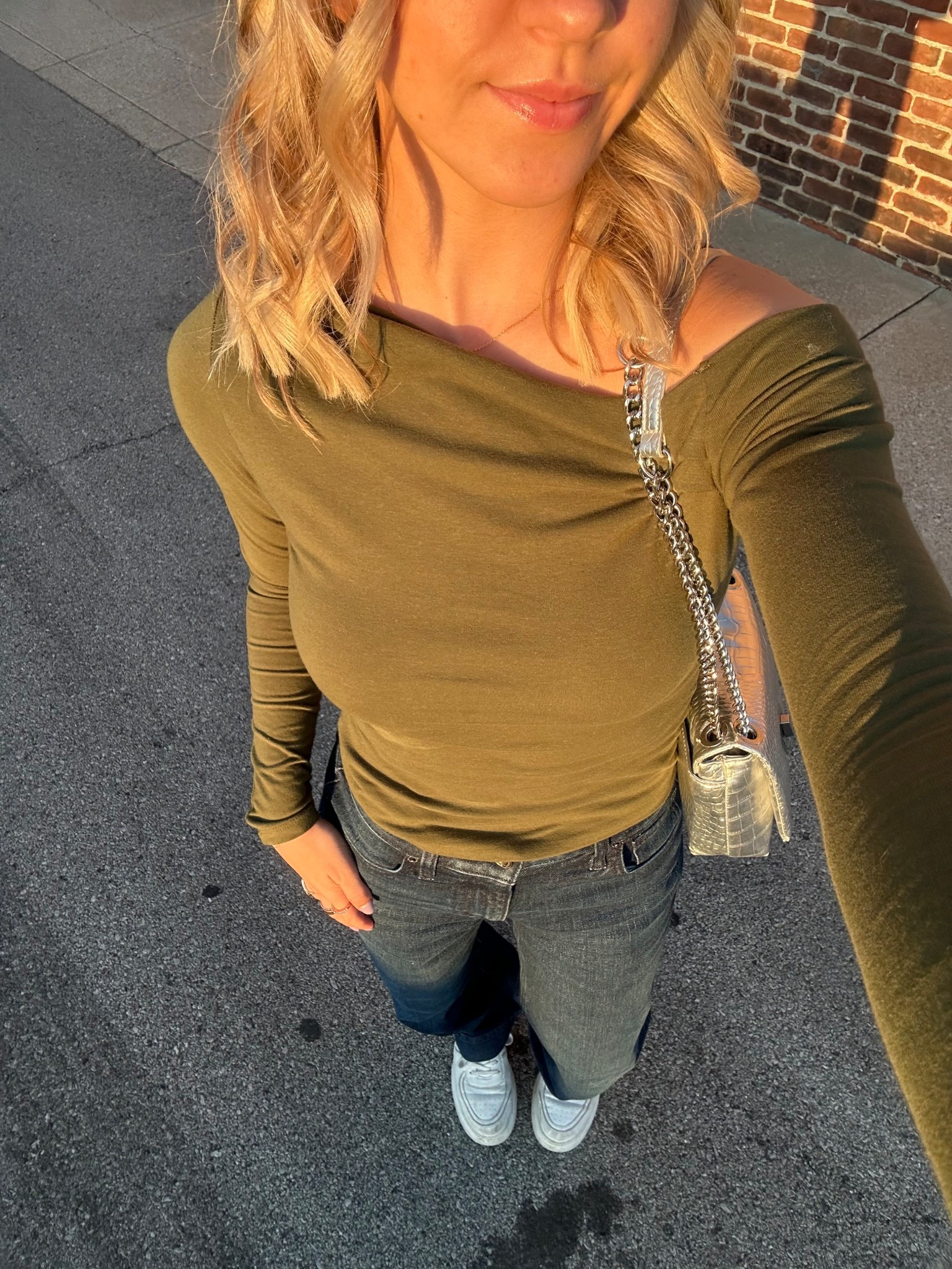 girls night dinner fit! size small in top, size 2 in jeans

#LTKStyleTip #LTKFindsUnder50 #LTKSaleAlert