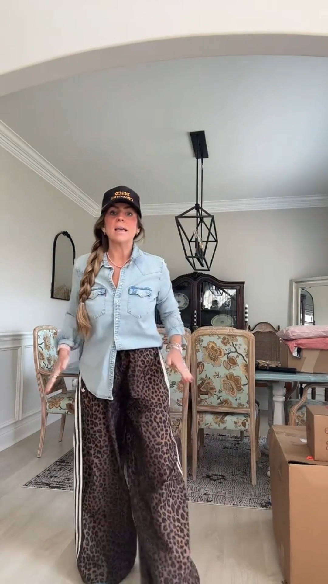 RUN RUN RUN AND GET THESE PANTS BEFORE THEY SELL OUT AGAIN!!! I am obsessed!! 

#LTKStyleTip #LTKActive #LTKFindsUnder100