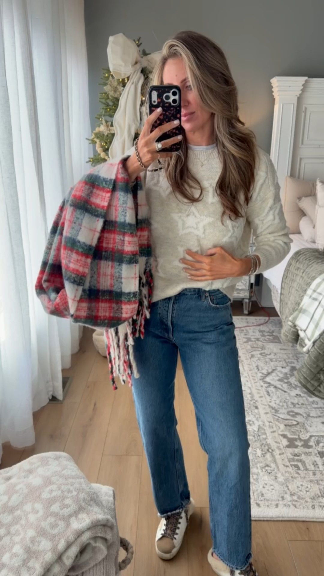 Cozy and cute sweater, comfy finds, scarf, winter essentials, themominstylee

#LTKSeasonal #LTKHoliday #LTKootd