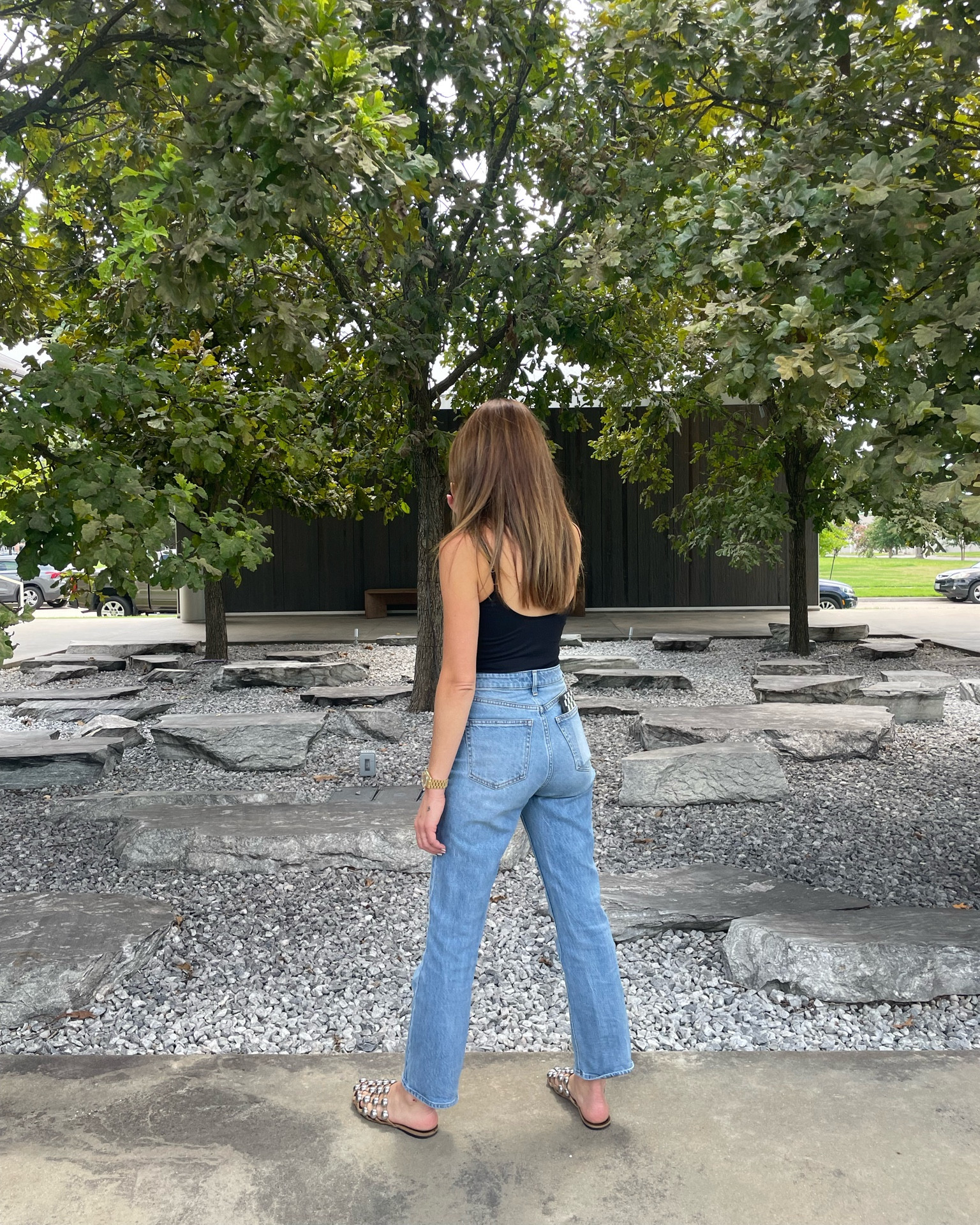 Can’t go wrong with a black bodysuit and a flattering pair of jeans 

#LTKstyletip #LTKfindsunder100 #LTKSeasonal