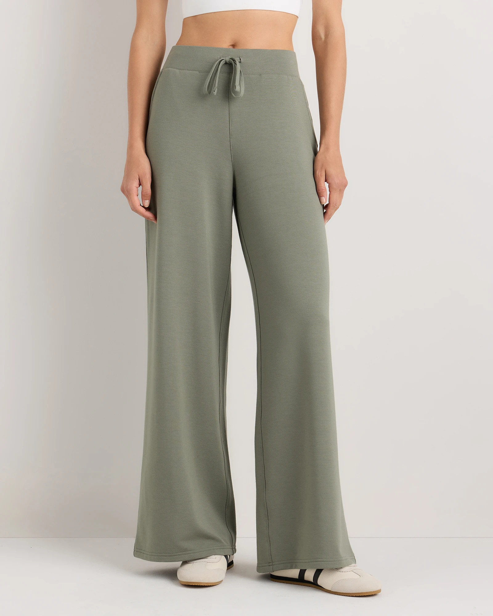 Quince | Women's SuperSoft Fleece Wide Leg Pants in Black, Size XL, Lenzing Modal | Quince