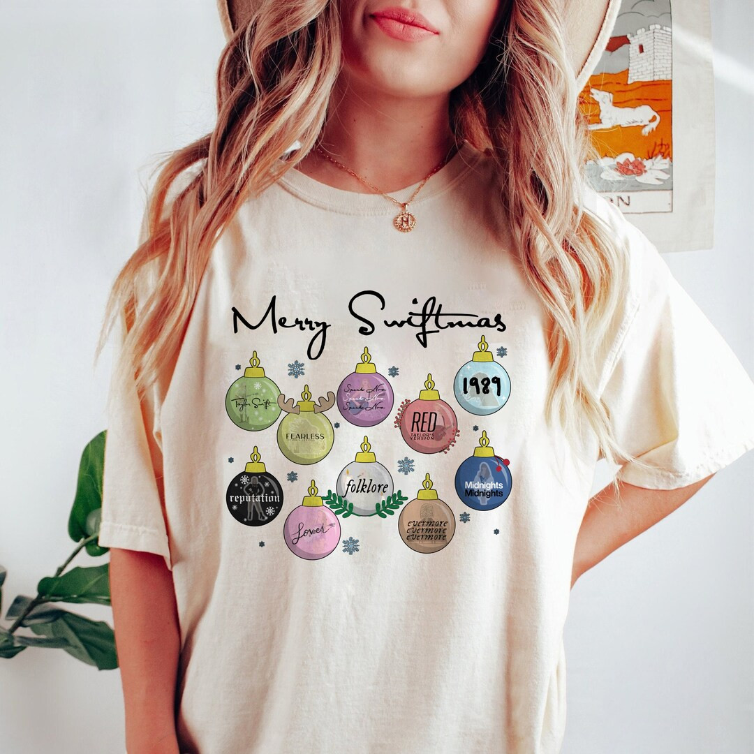 Merry Swiftmas Tshirt Cute Famous Christmas Ball Sweatshirt - Etsy | Etsy (US)