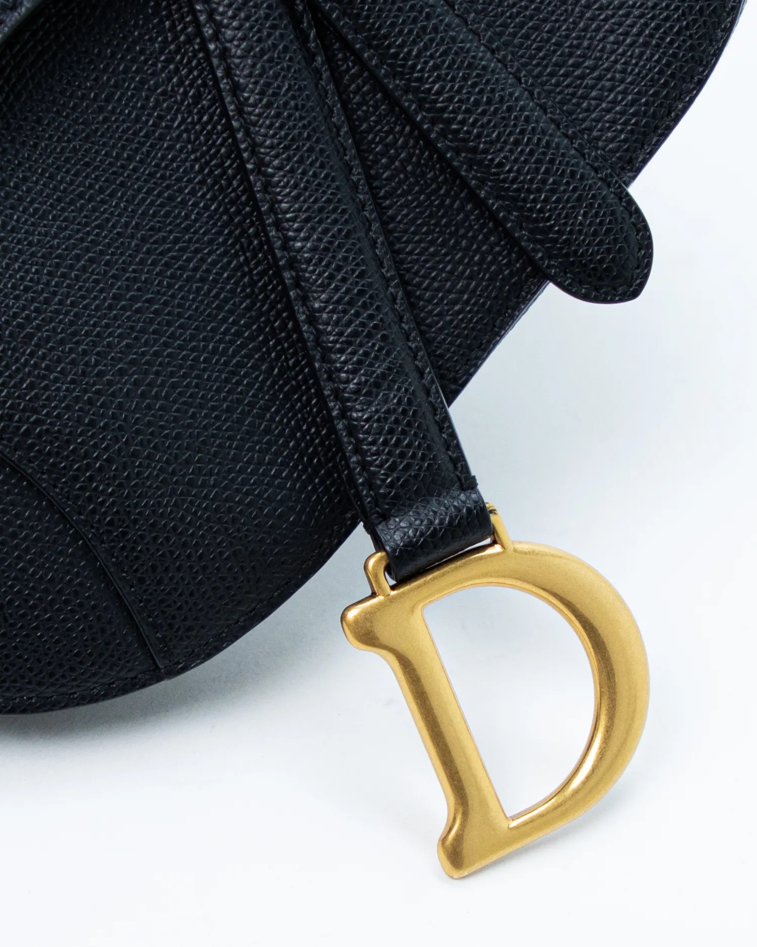 Mini Leather Saddle Bag | Vivrelle