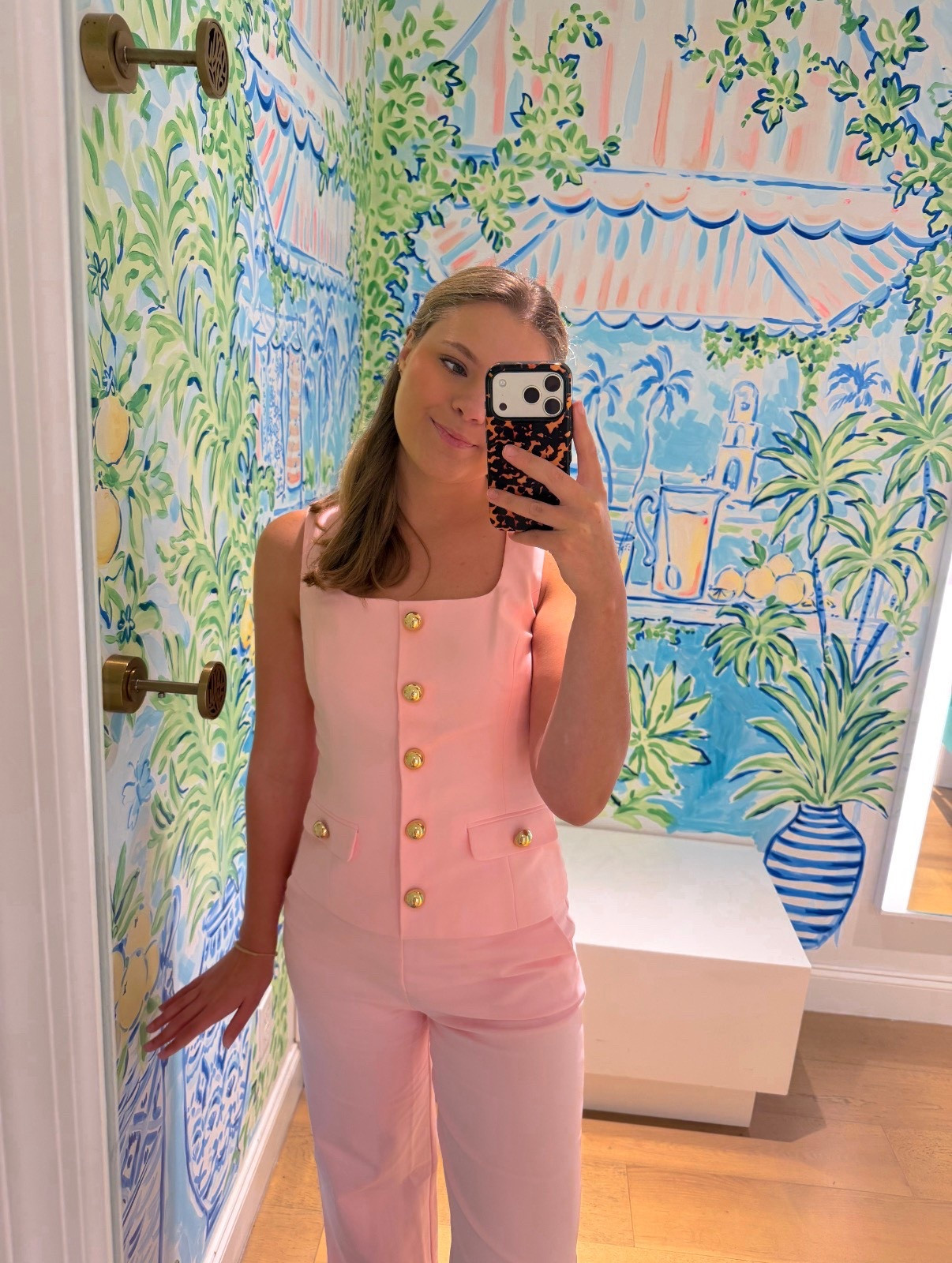 Spring has SPRUNG over at Lilly Pulitzer!!! 🌷🩷☀️

#LTKWorkwear #LTKootd #LTKSeasonal