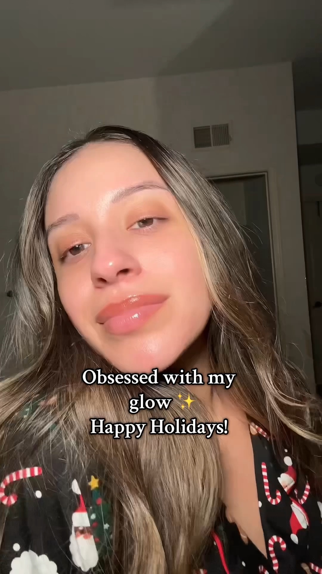 Getting my skin party-ready for Christmas! 🎄 The The INKEY List Exosome Hydro-Complex Serum delivers the perfect holiday glow while boosting firmness. Clinically proven glow in 14 days! ✨

#LTKBeauty #ChristmasGlow #SkincareRoutine #TheInkeyList #firmskin

#LTKBeauty #LTKHoliday #LTKSeasonal