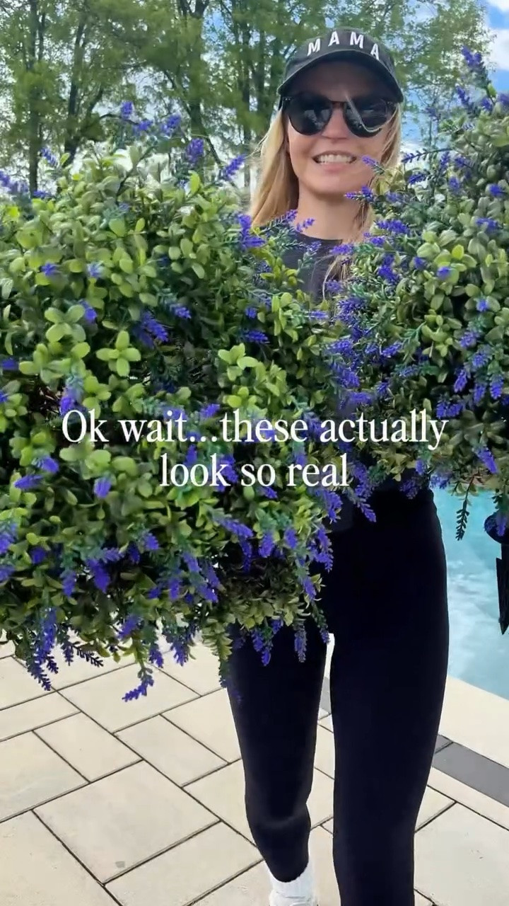 These faux boxwood + lavender bundles come as a set of two and instantly fill planters and have spikes so you can pop them straight into the ground. UV resistant, no watering, and no maintenance — such an easy outdoor refresh to add a pop of color!

#LTKHome #LTKSeasonal