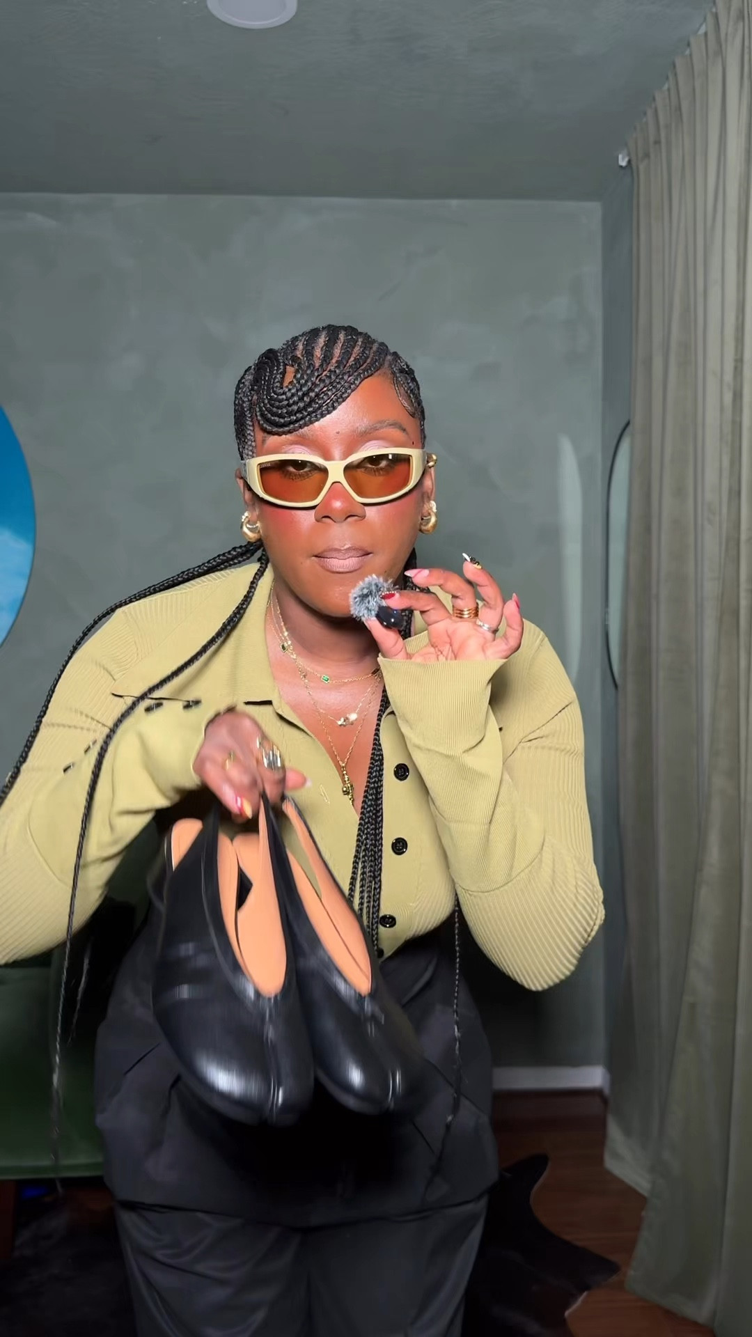 You can get a pair to tabi shoes from any brand at an affordable price 