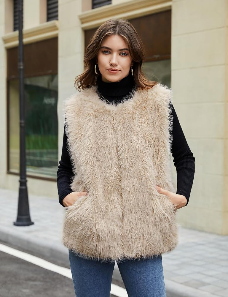 HEEKPEK Faux Fur Vest Women Winter Cropped Fur Coat Fuzzy Jackets | Amazon (US)