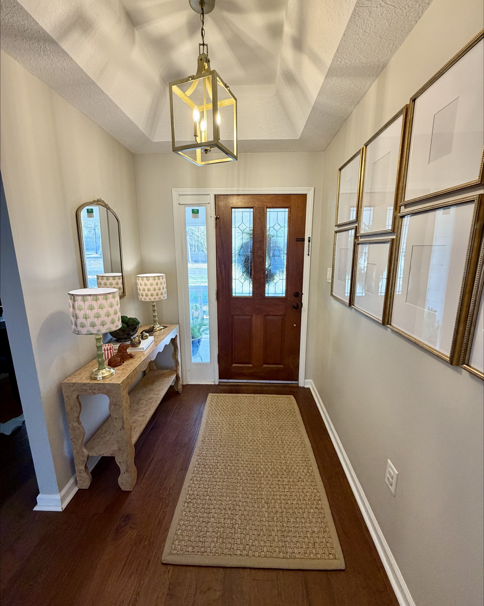 Entry way update!

#LTKdayinmylife #LTKHome