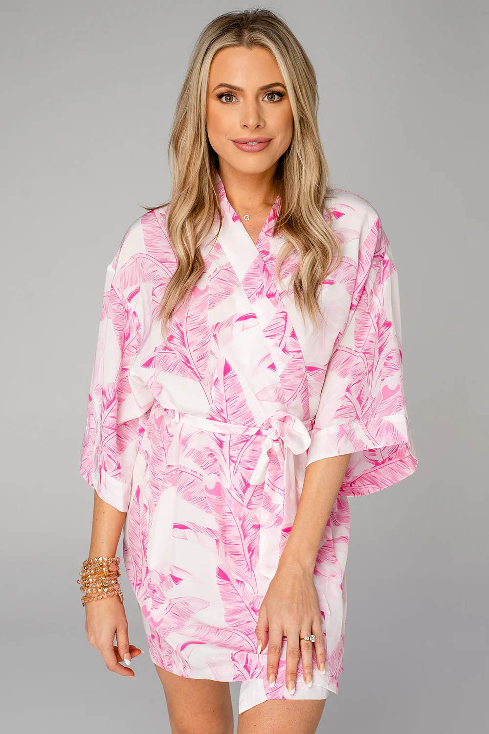 Hadid Short Robe - Pinkie Palm | BuddyLove