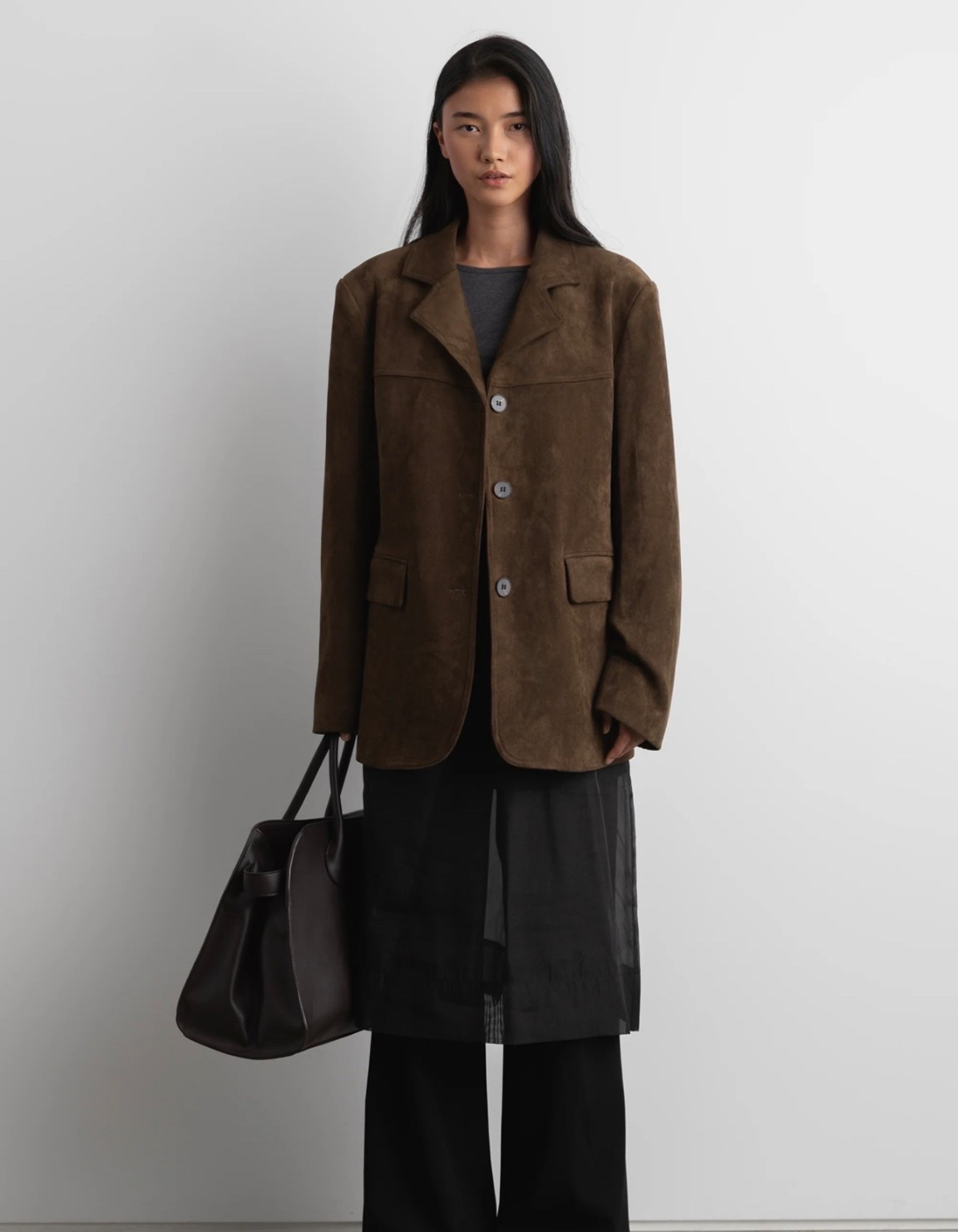 Throw this over dresses, top + skirts, jeans + a tea and be the chicest in the room 

#LTKStyleTip #LTKMidsize #LTKSeasonal