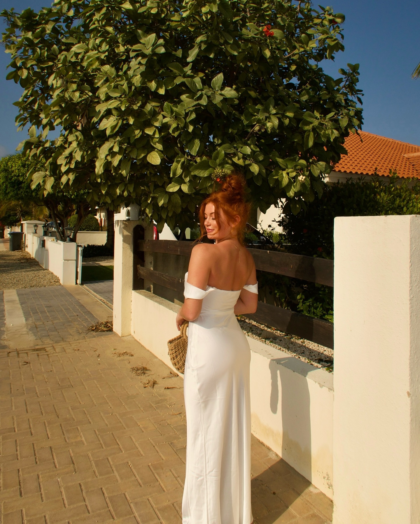 caught the best part of the day 💛 @beginningboutique dc: BBXELYSSA

#vacation #vacationoutfit #dresses #whitedresses #dress #ootd #outfit

#LTKTravel #LTKPetite #LTKStyleTip