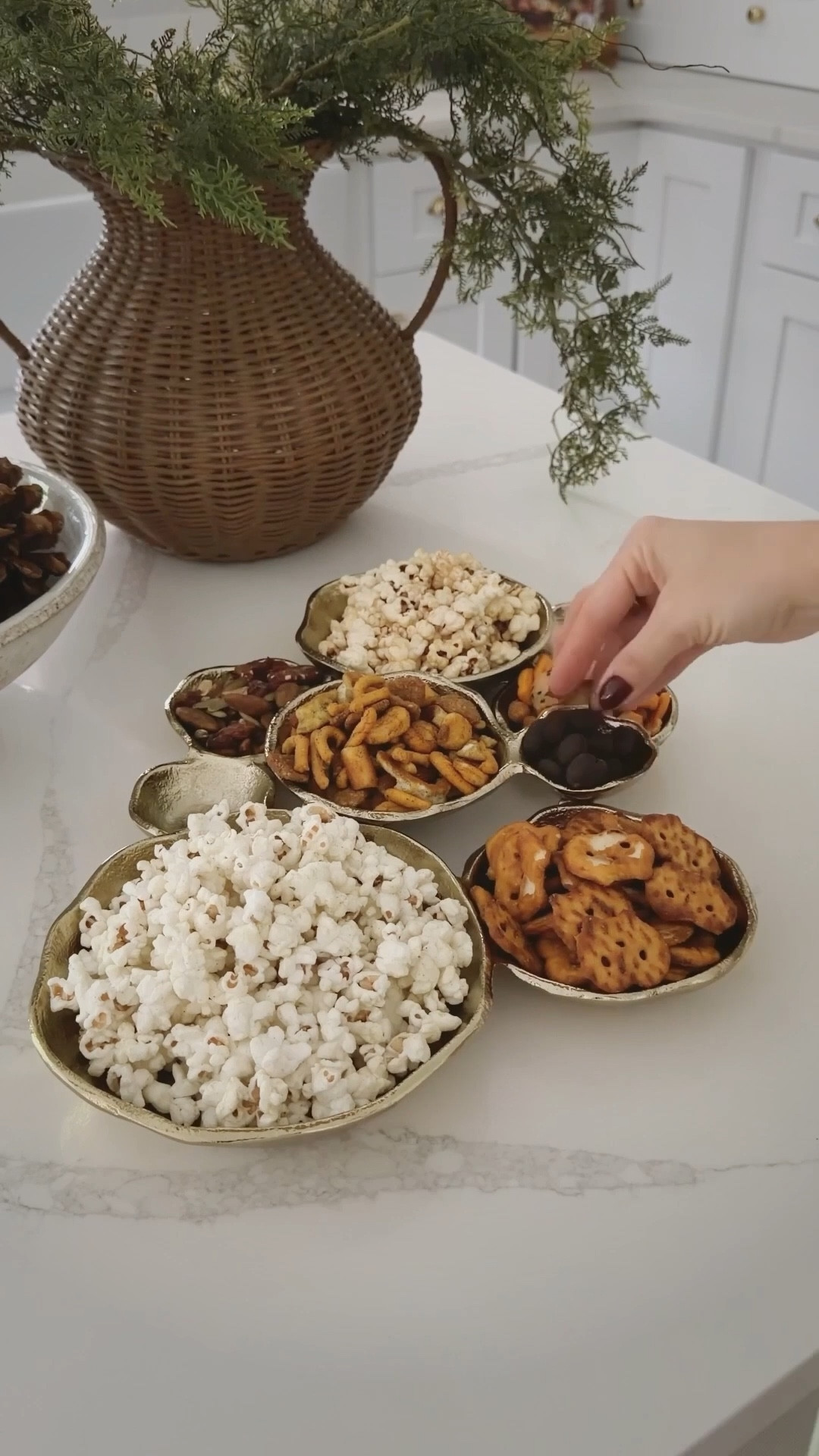 Love this serving dish from Amazon! Perfect for snack mix assortments, cheese trays, and more. The only tray you’d need to put out! 

#LTKHome #LTKHoliday #LTKParties