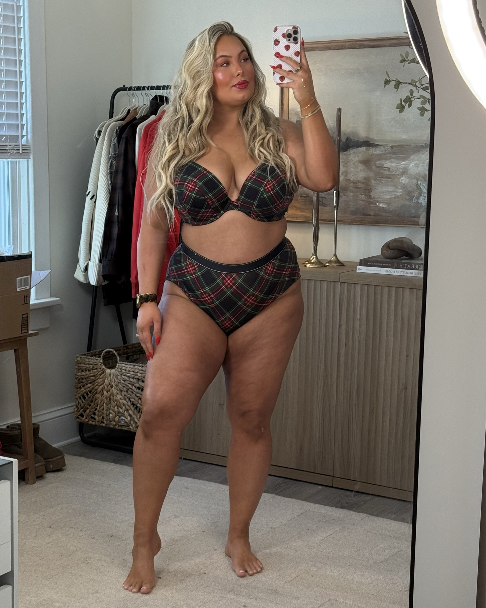 #ad #lanebryantpartner @lanebryant
If you’ve been needing a sign to refresh your bra drawer… this is it!!
Cacique by Lane Bryant always gets the fit right, and the Semi-Annual Sale is the perfect time to grab your favorites.

Wearing 42DD BRA & 18/20 PANTY

#LTKMidsize #LTKSaleAlert #LTKHoliday