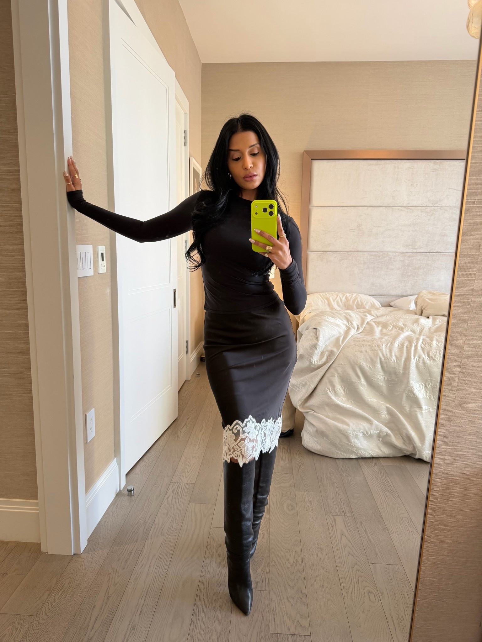 All Black Everything…almost 

#LTKdayinmylife #LTKootd