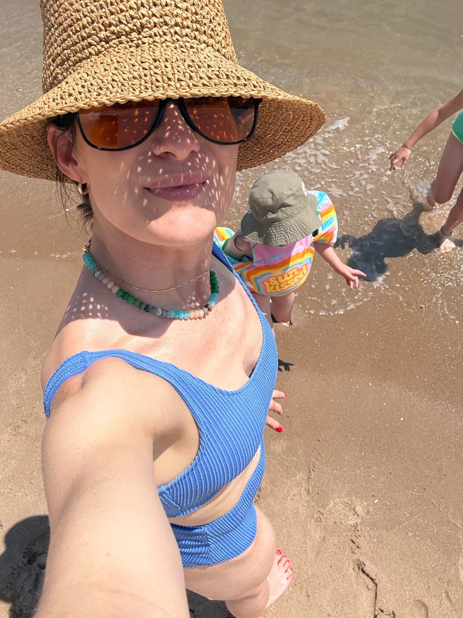 what we packed for our day at the beach ☀️🌊👙