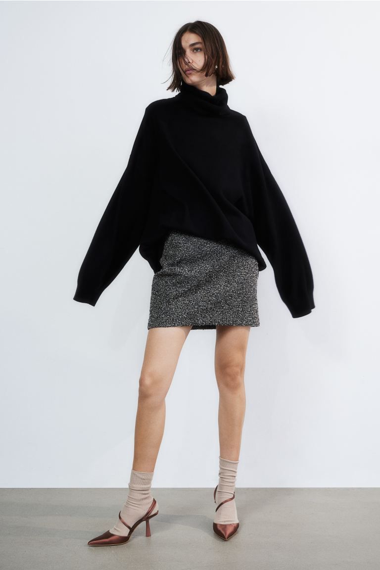 Textured mini skirt | H&M (UK, MY, IN, SG, PH, TW, HK)