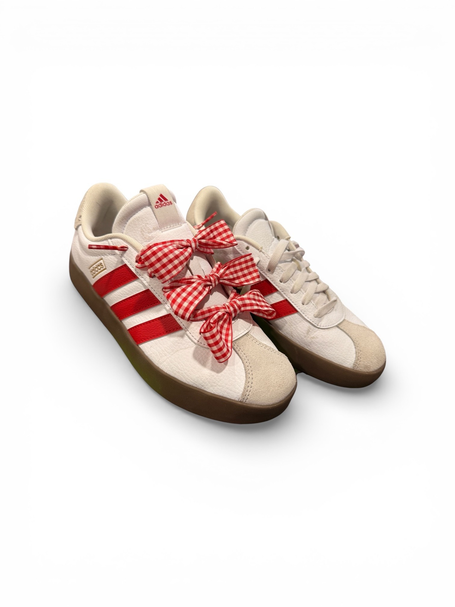 Add a little sunshine to your kicks!

#LTKActive #LTKootd #LTKdayinmylife