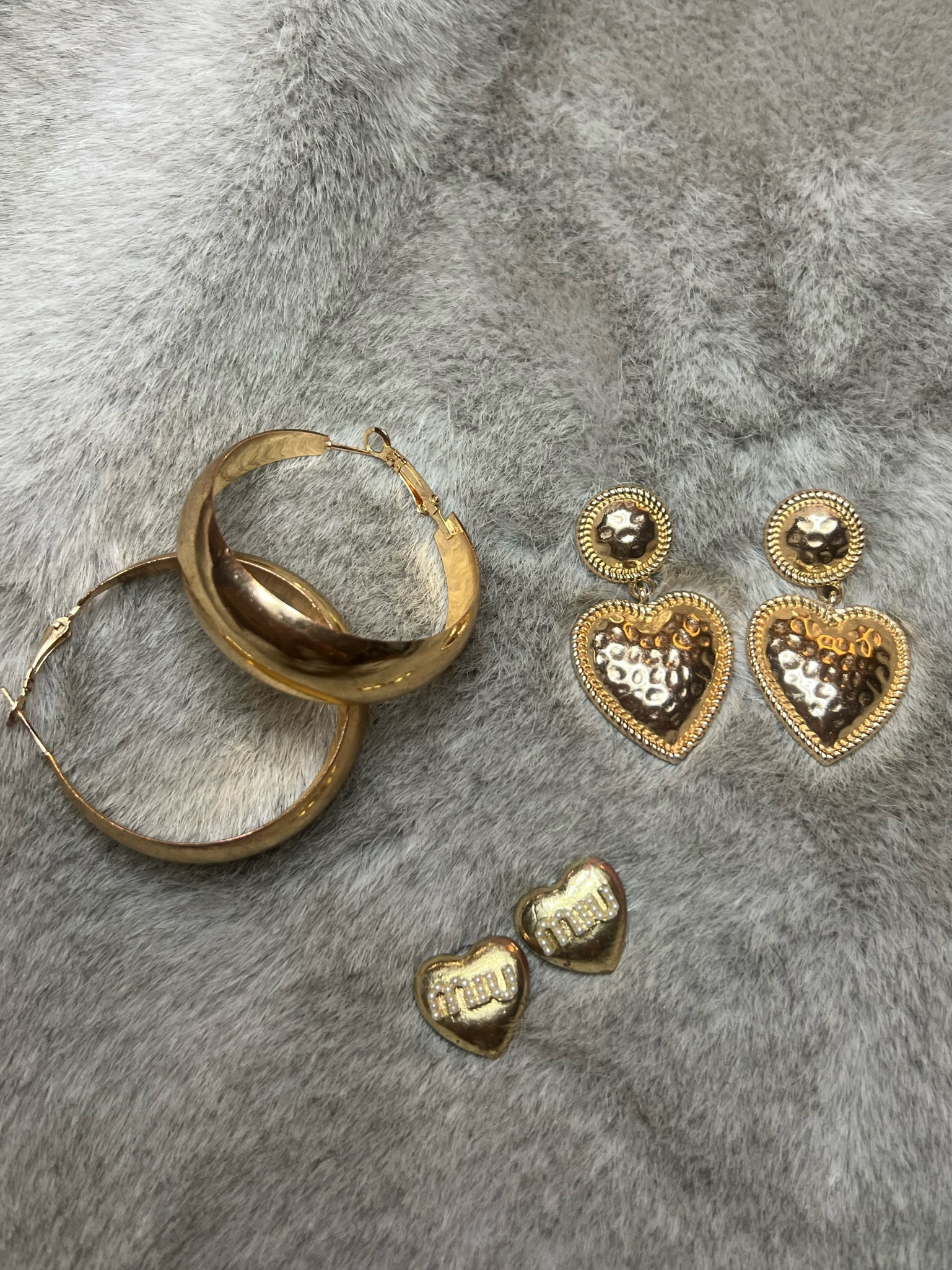 Fav earrings (requested from tiktok)
1. hoops shein 
2. small hearts, AliExpress (8174786559583633)
3. big hearts from Bikbok (maddy)
