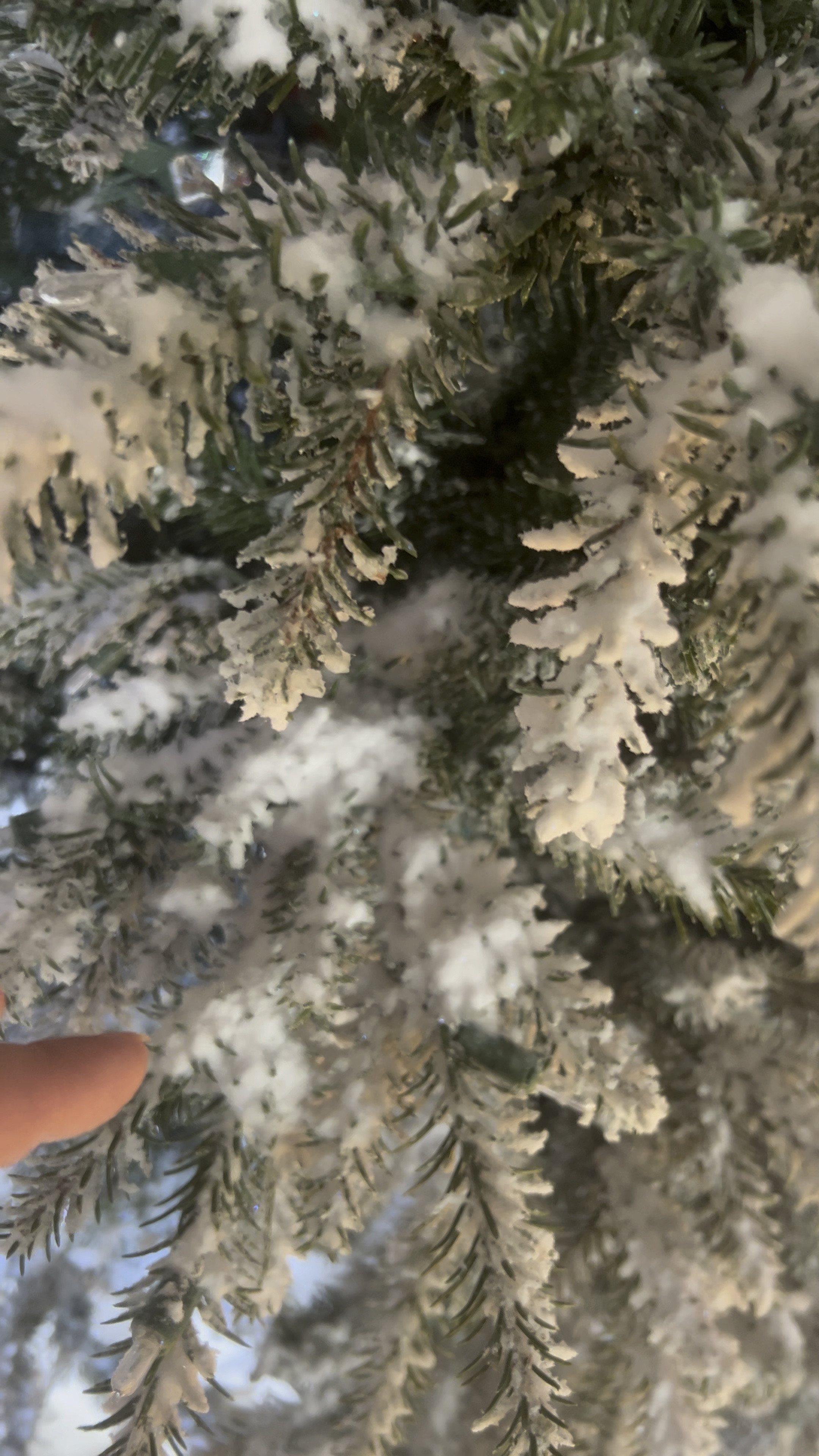 Here’s a closer look at my DIY Flock on my Christmas tree.

#LTKhome #LTKSeasonal #LTKHoliday