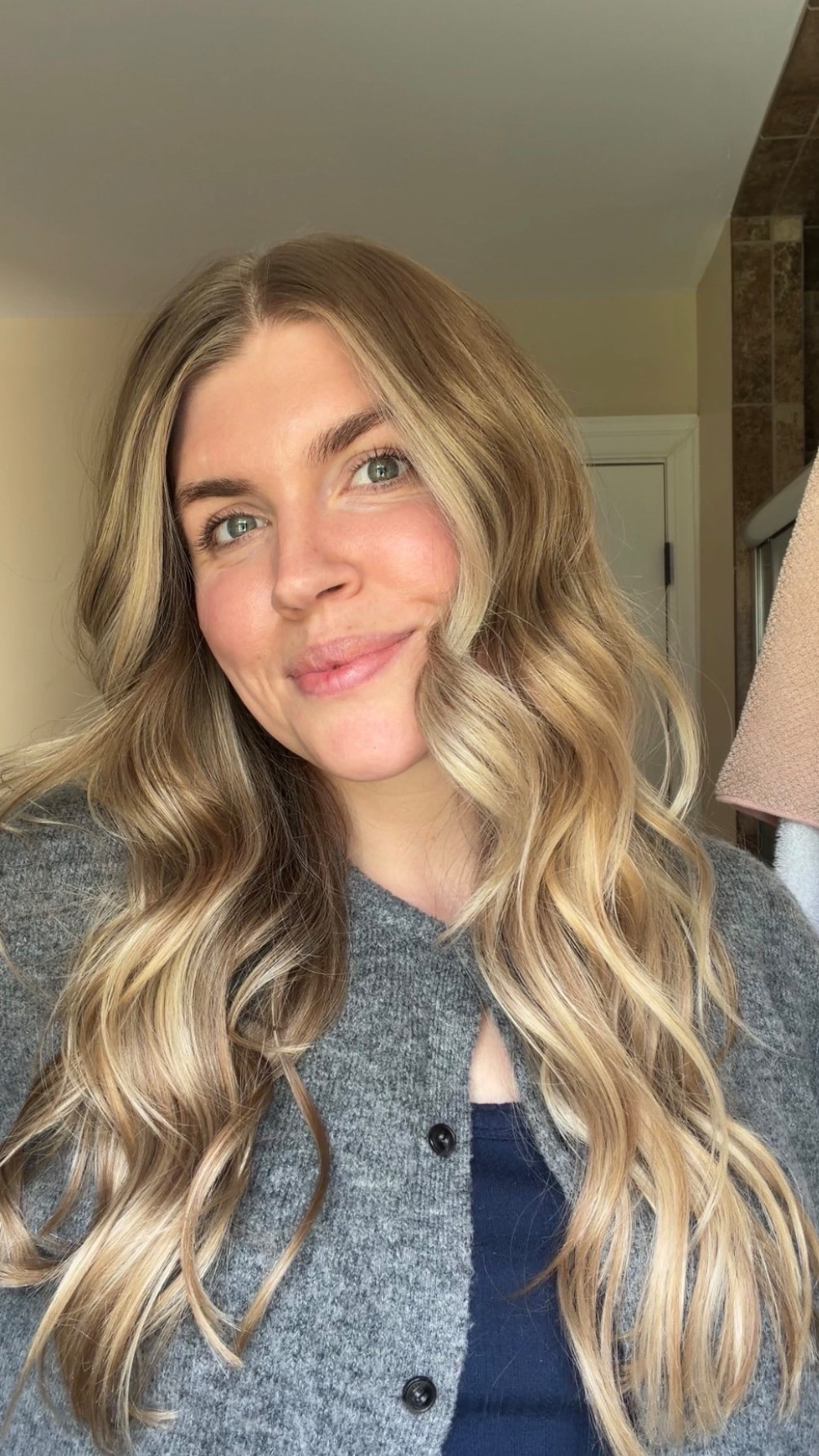 Fave curling iron. I get the 1”
