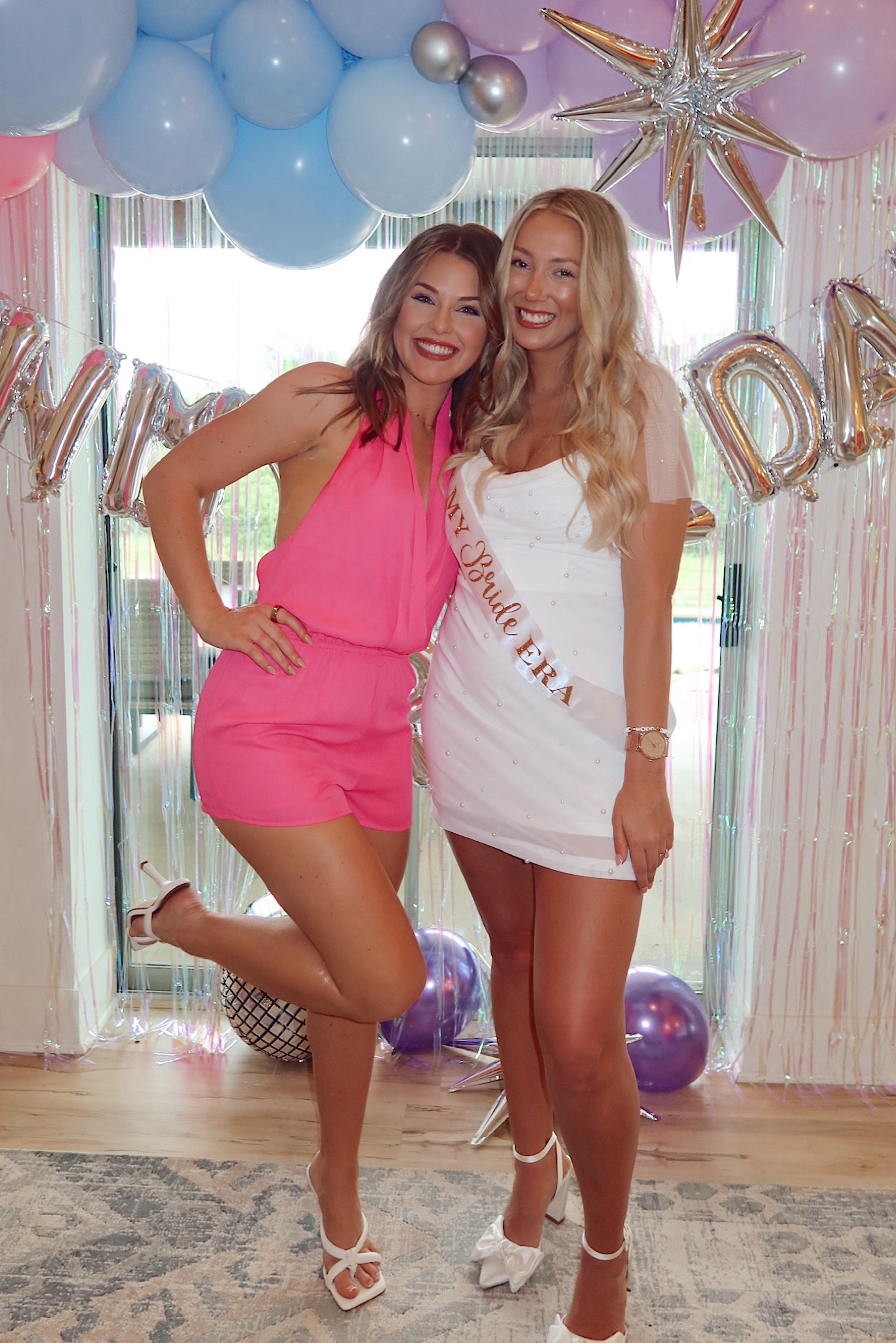 【EMMA LIMBER】WAIST SLASH ROMPERS EMMA LIMBER】WAIST SLASH ROMPERS Superdown Emma Halter