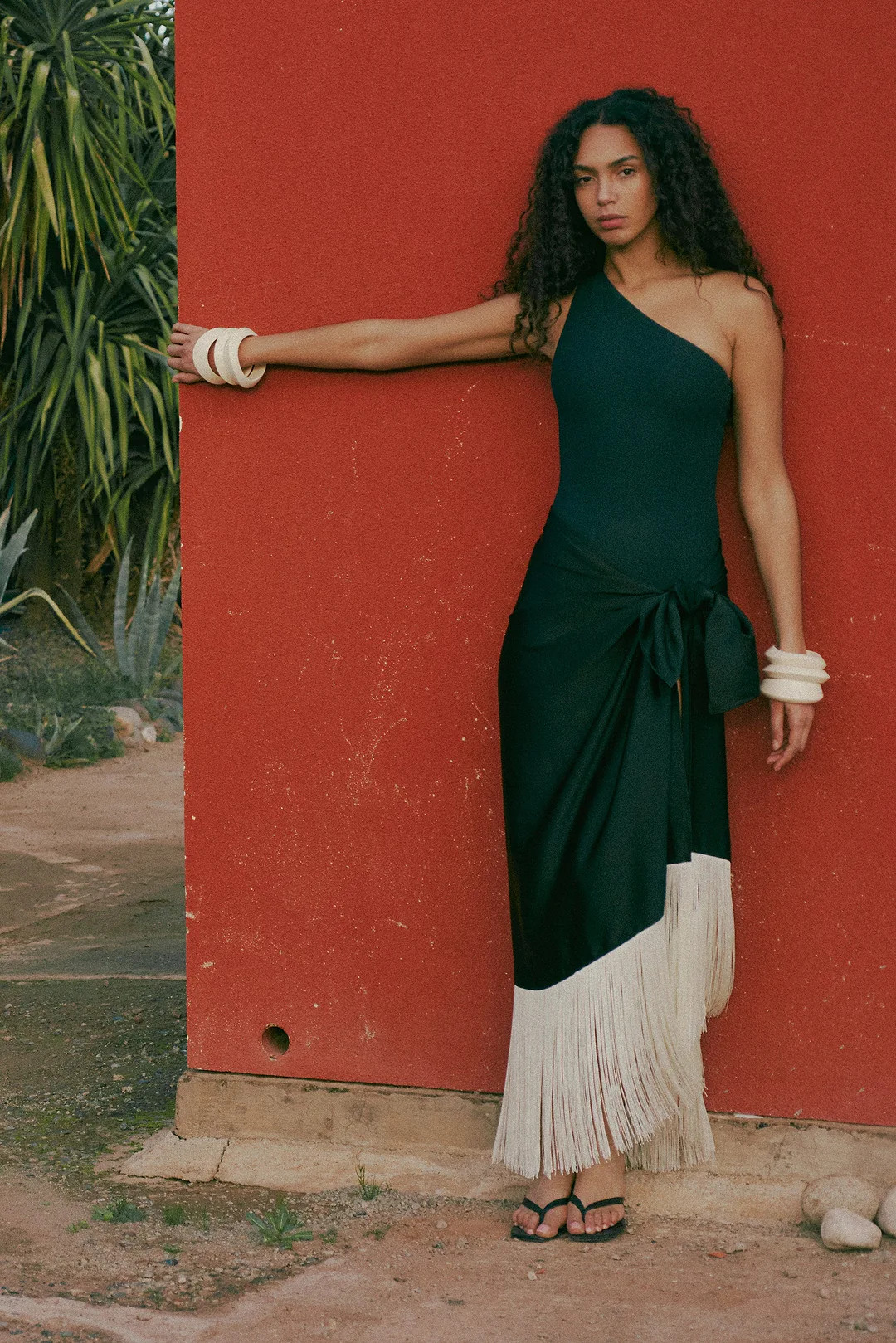 Fringe Sarong (Black/Cream) | SAME