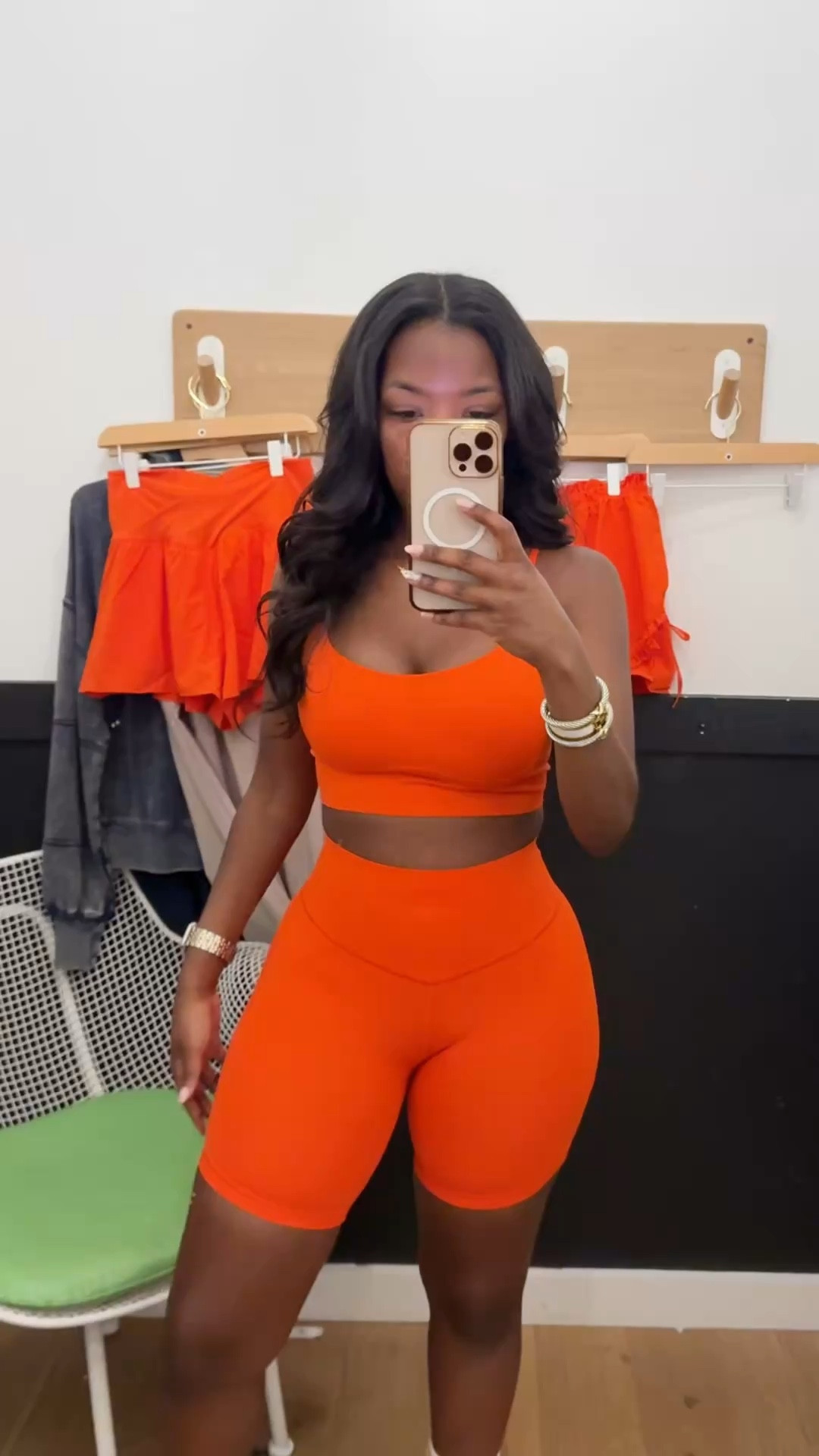 @Aerie has so may cute pieces for spring 2026. Can you tell I’m in love with this orange color 🍊

#LTKxAerie #LTKootd #LTKfitnessgoals