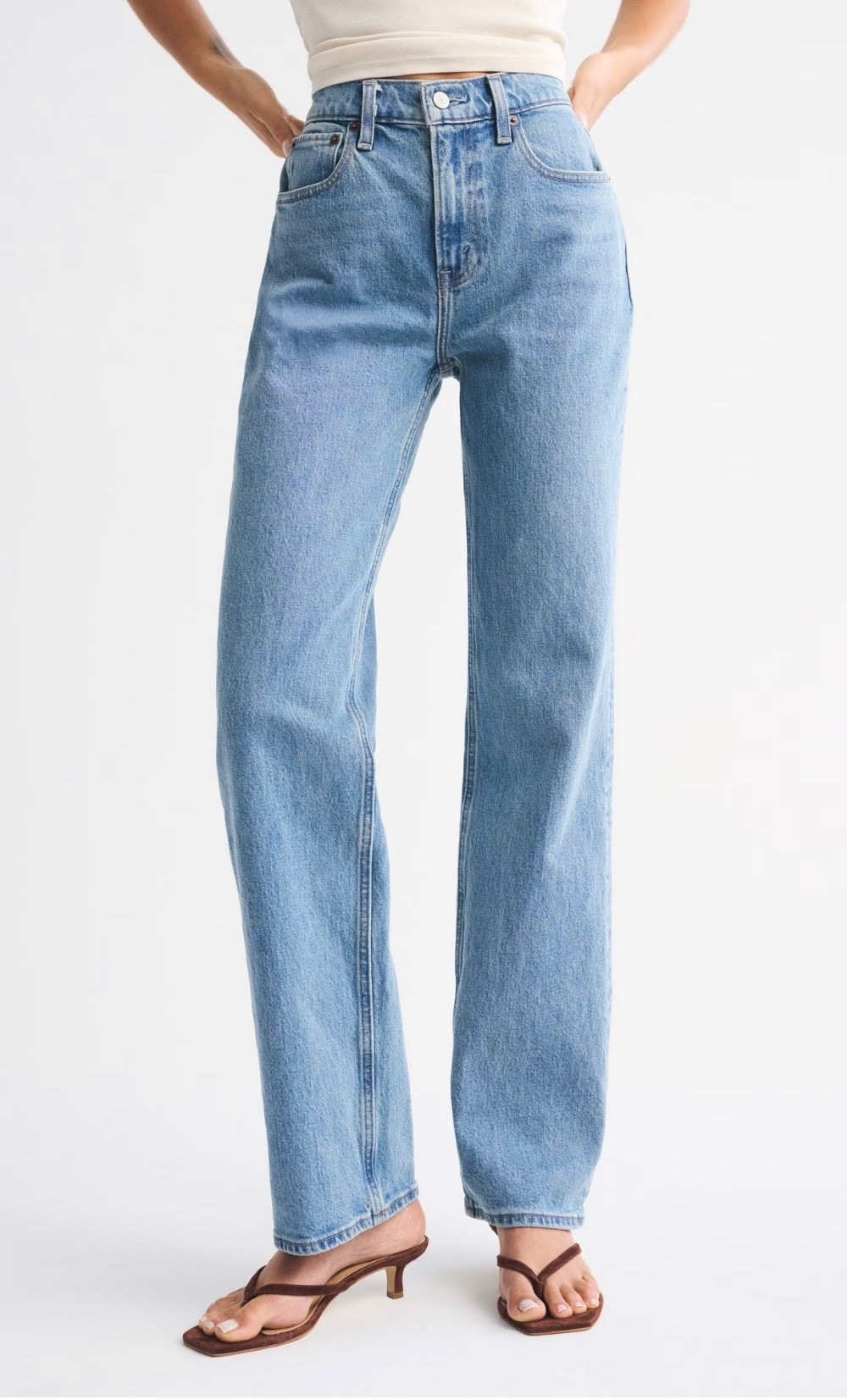 @abercrombie 

#LTKSaleAlert #LTKU #LTKootd