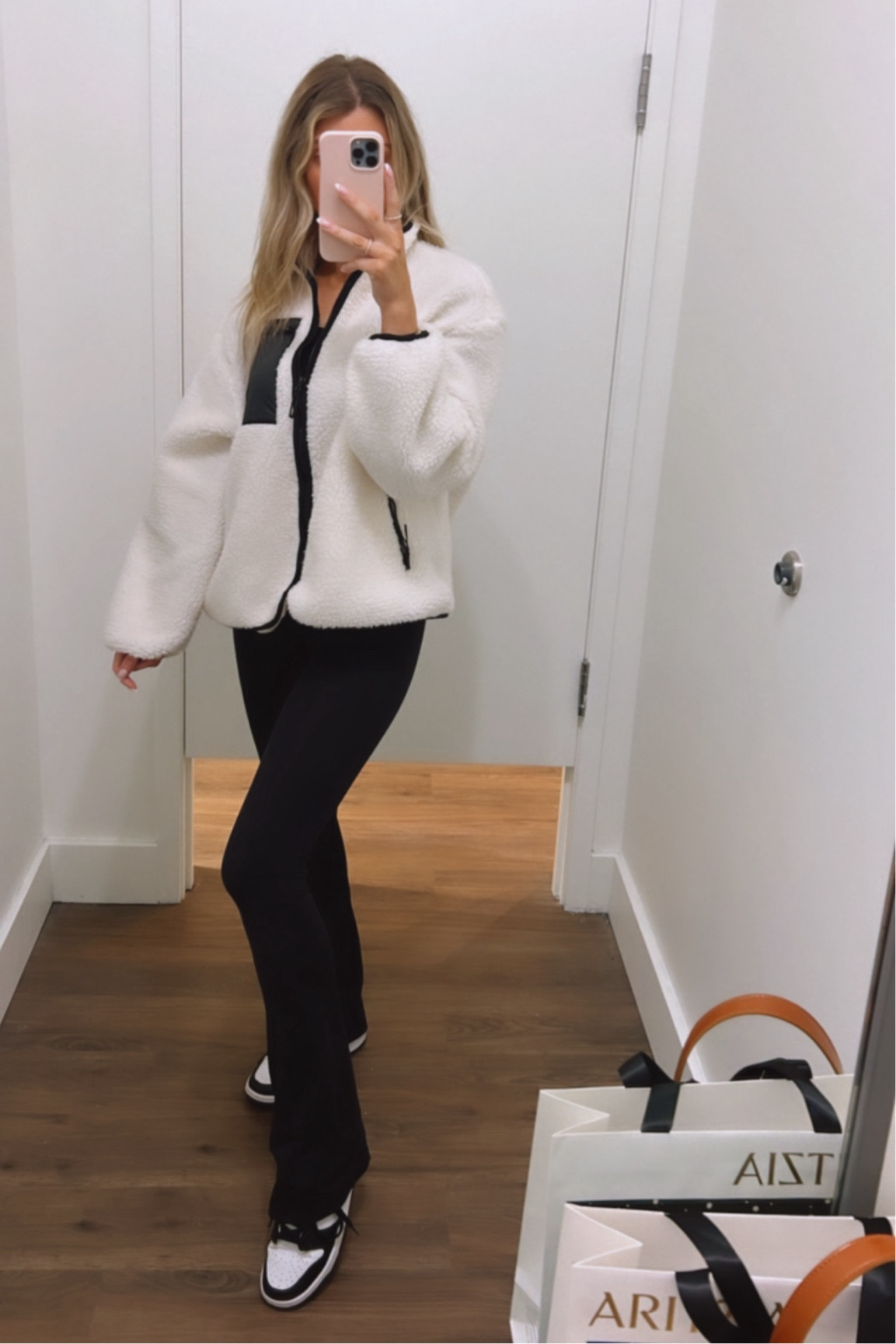 I tagged a sweater that was similar because the one I have doesn’t exist anymore 😭💕 

#LTK

#LTKfitness #LTKsummer #LTKstyletip