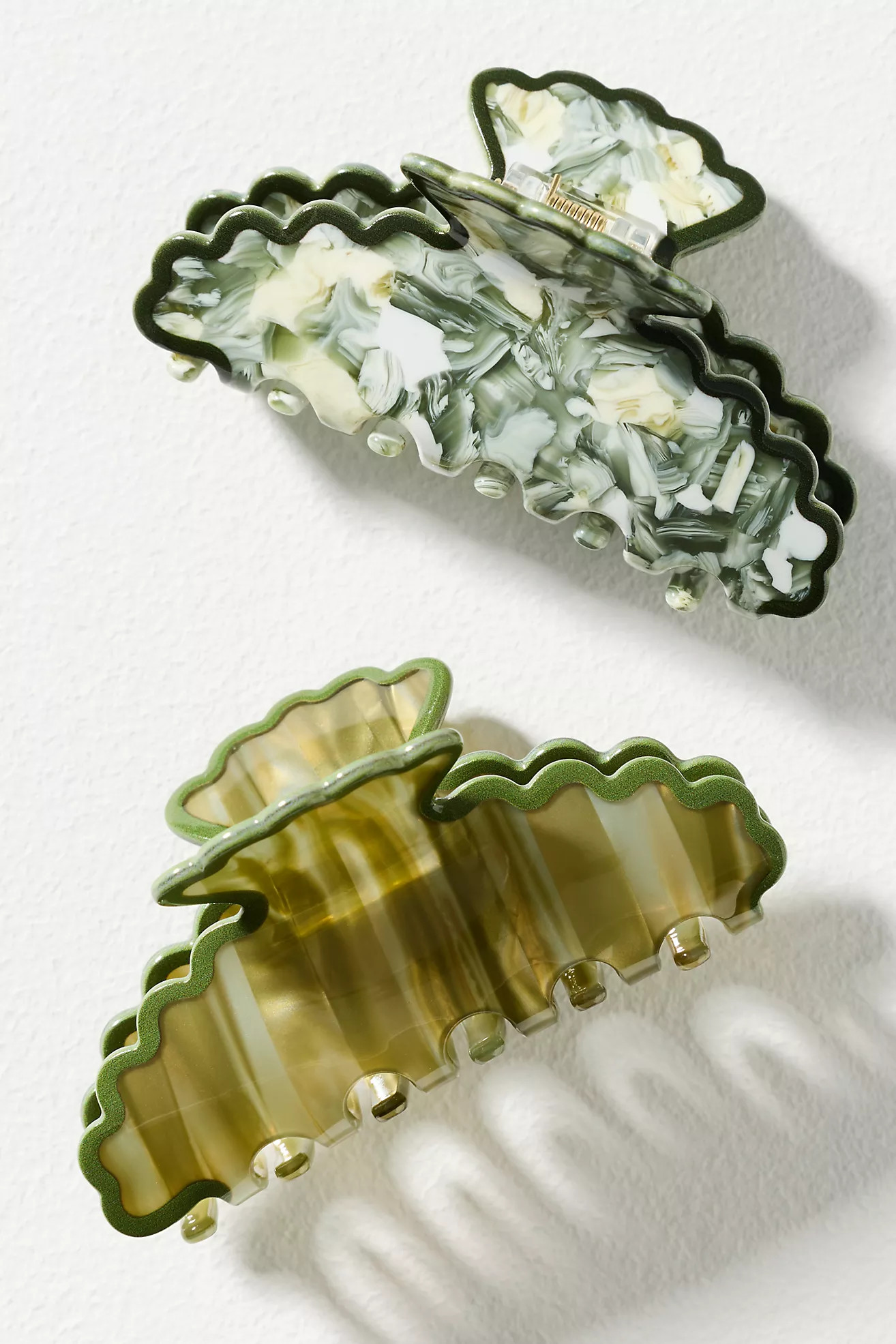 Textured Scalloped Claw Clip | Anthropologie (US)