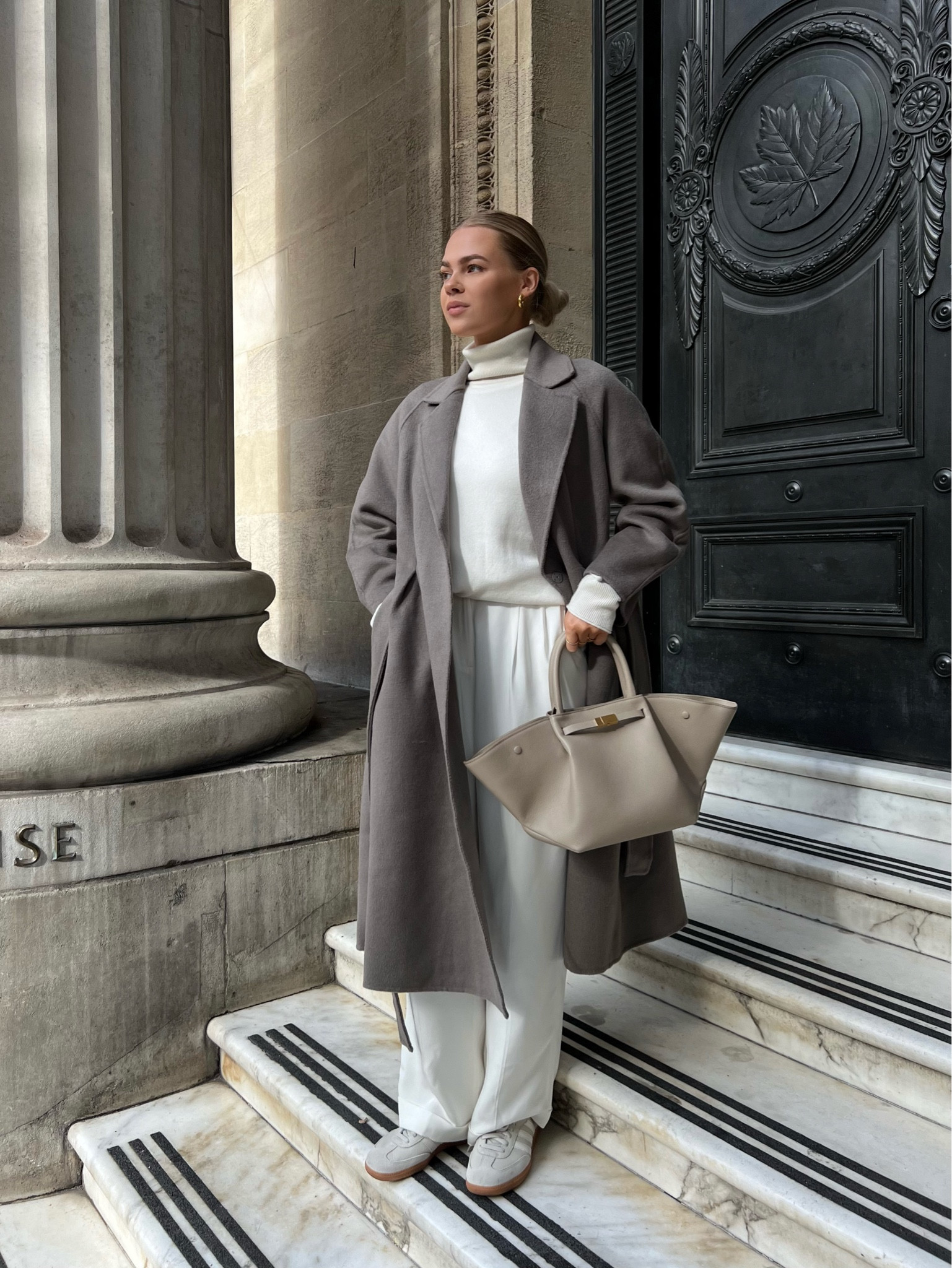 Milda20 for 20% off on any order

Milda25 for 25% off order over $149

Milda30 for 30% off order over $199

#Sdeer #SDeer_concept #autumn #capsulewardrobe 