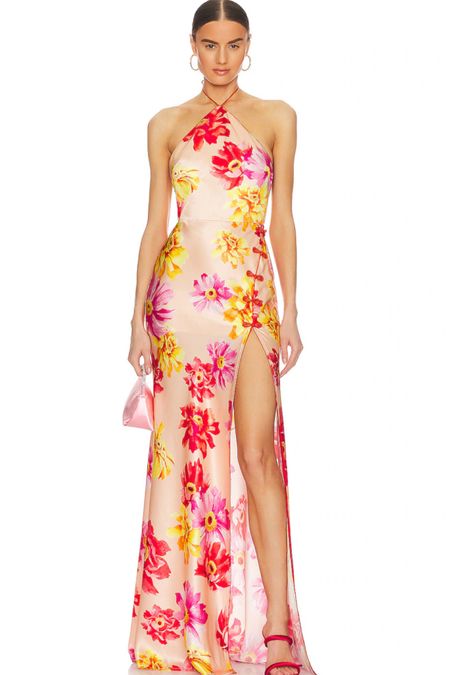 This tropical dress is stunning!

Honeymoon dress, honeymoon outfit for Hawaii, destination wedding guest dress, tropical halter dress, summer date night dress

#LTKFind #LTKU