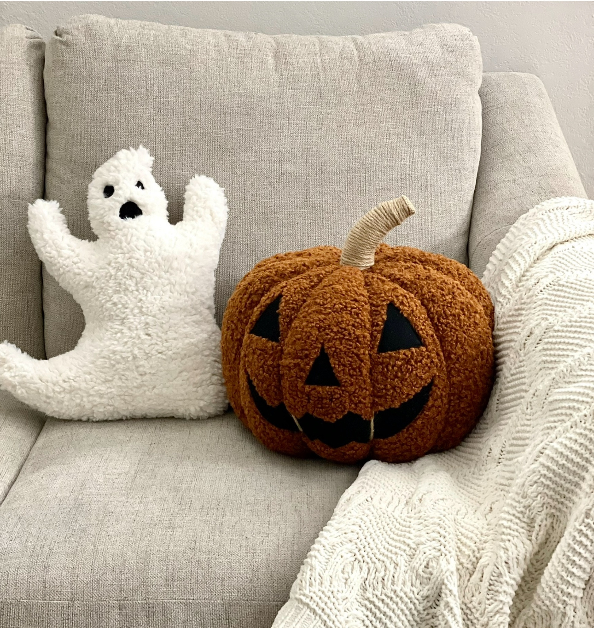 My favorite Halloween pillows! I’m thinking of adding one more to my collection this year. 👻 🎃 

#LTKHome #LTKSeasonal